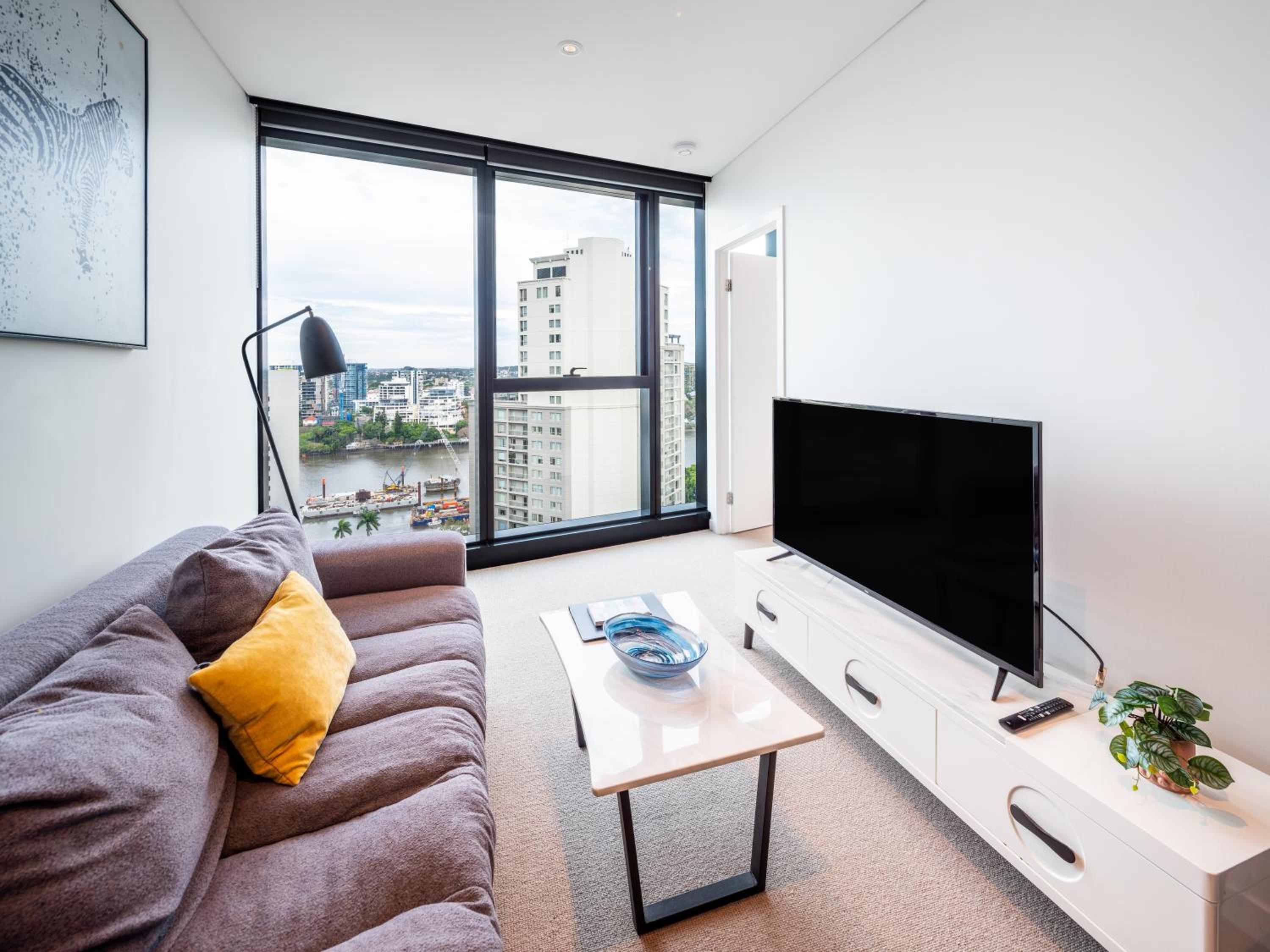 Lvl 24 Bluey Themed family apartment in the heart of CBD by Stylish Stays