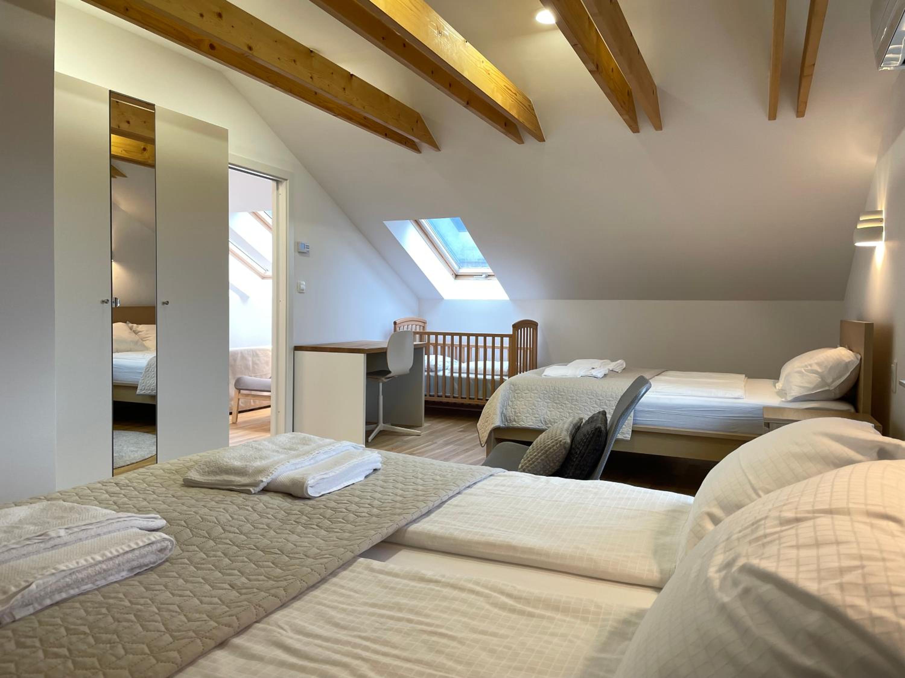 ANMARI Apartment & Rooms view 2