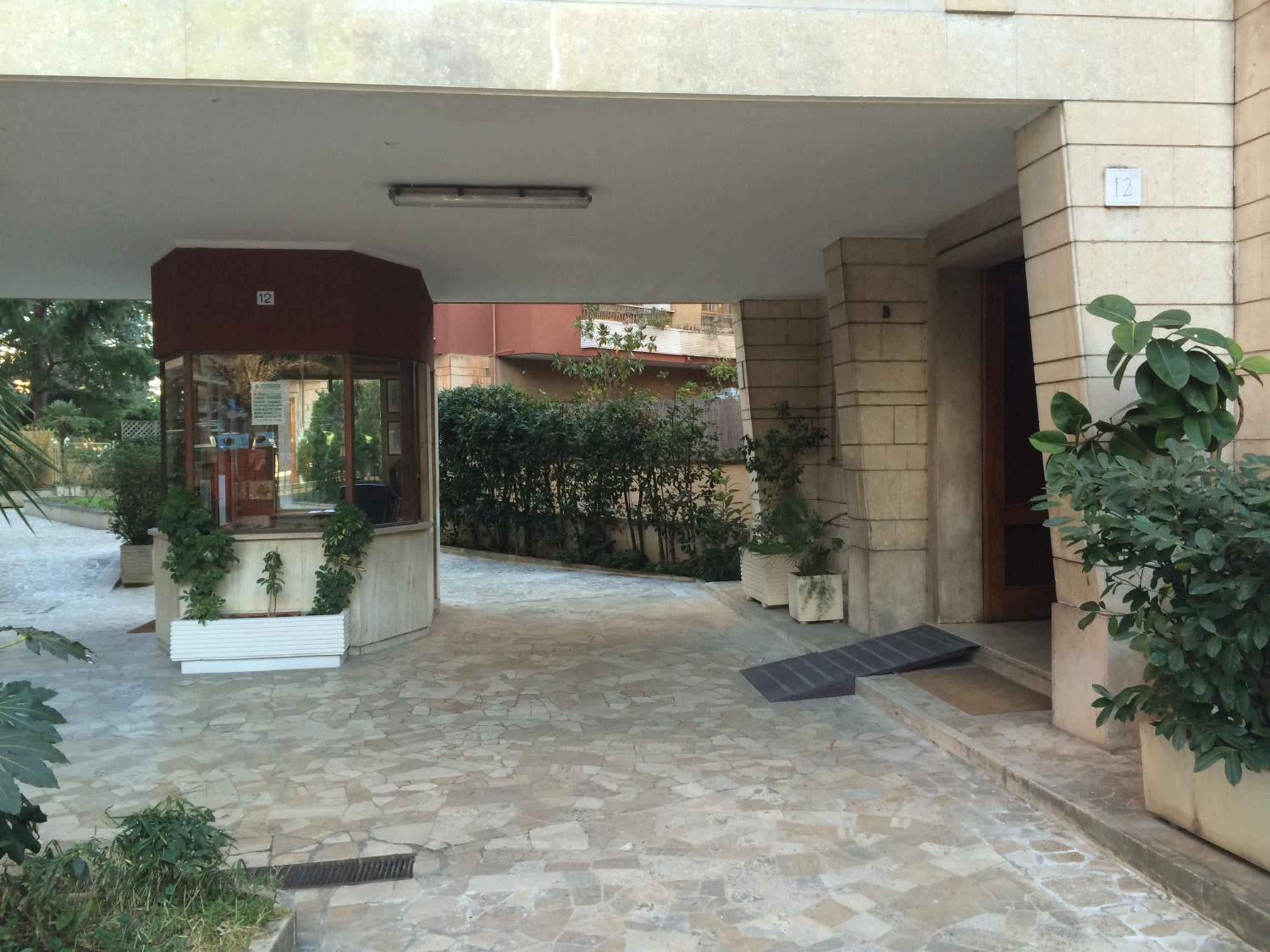 Arches Inn