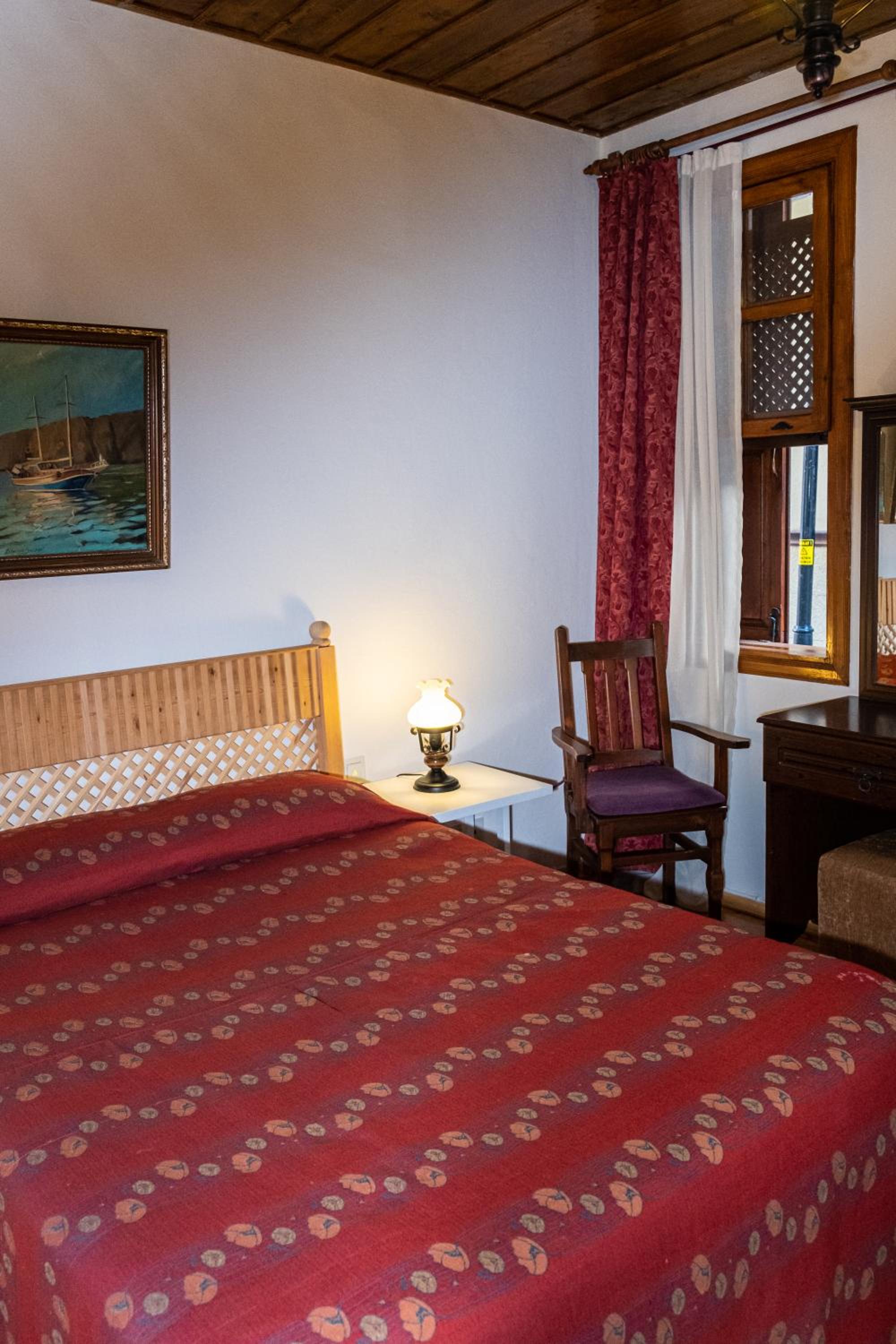 Atelya Art Hotel - Image 79