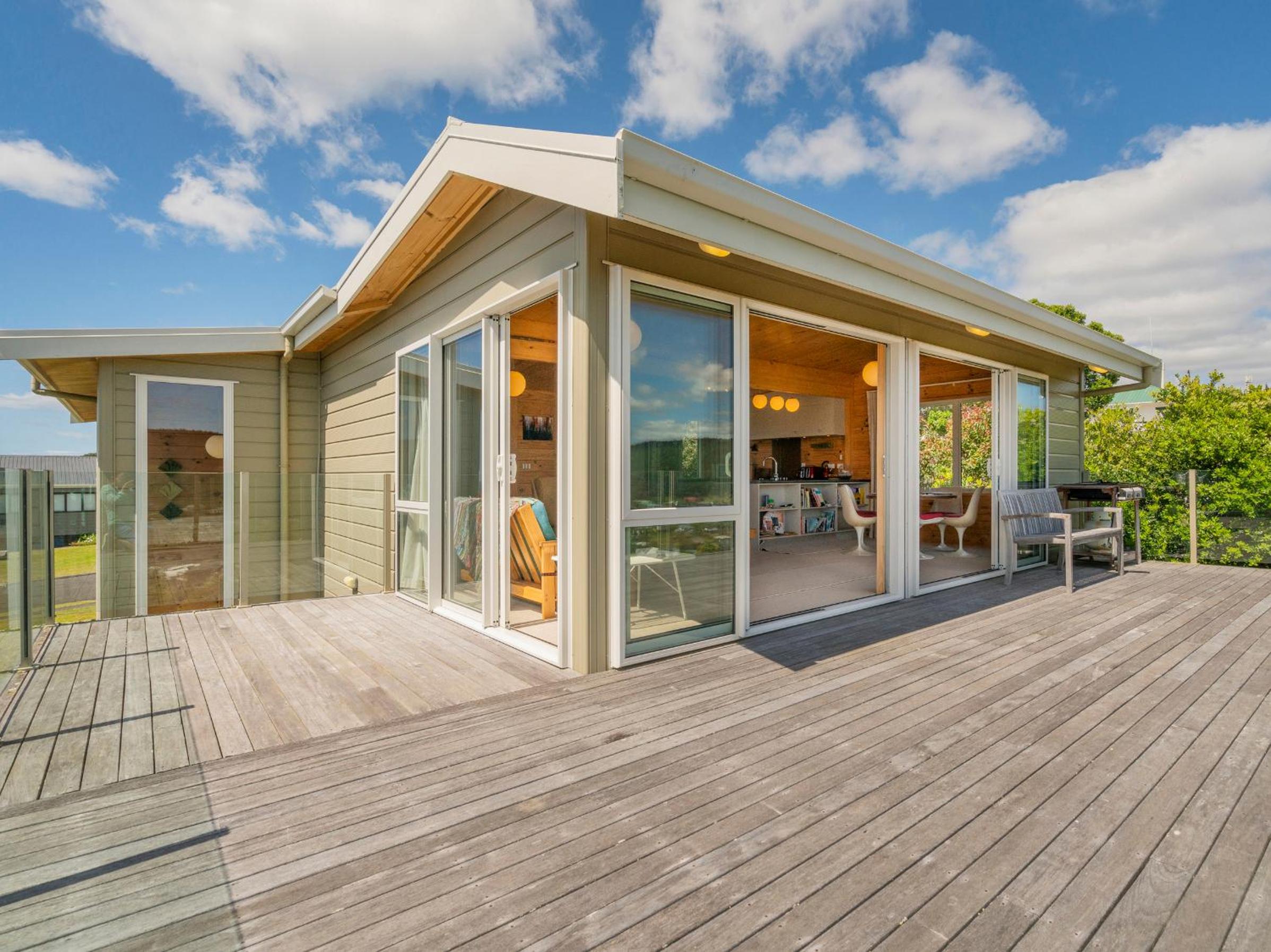 Onemana Lookout - Onemana Holiday Home