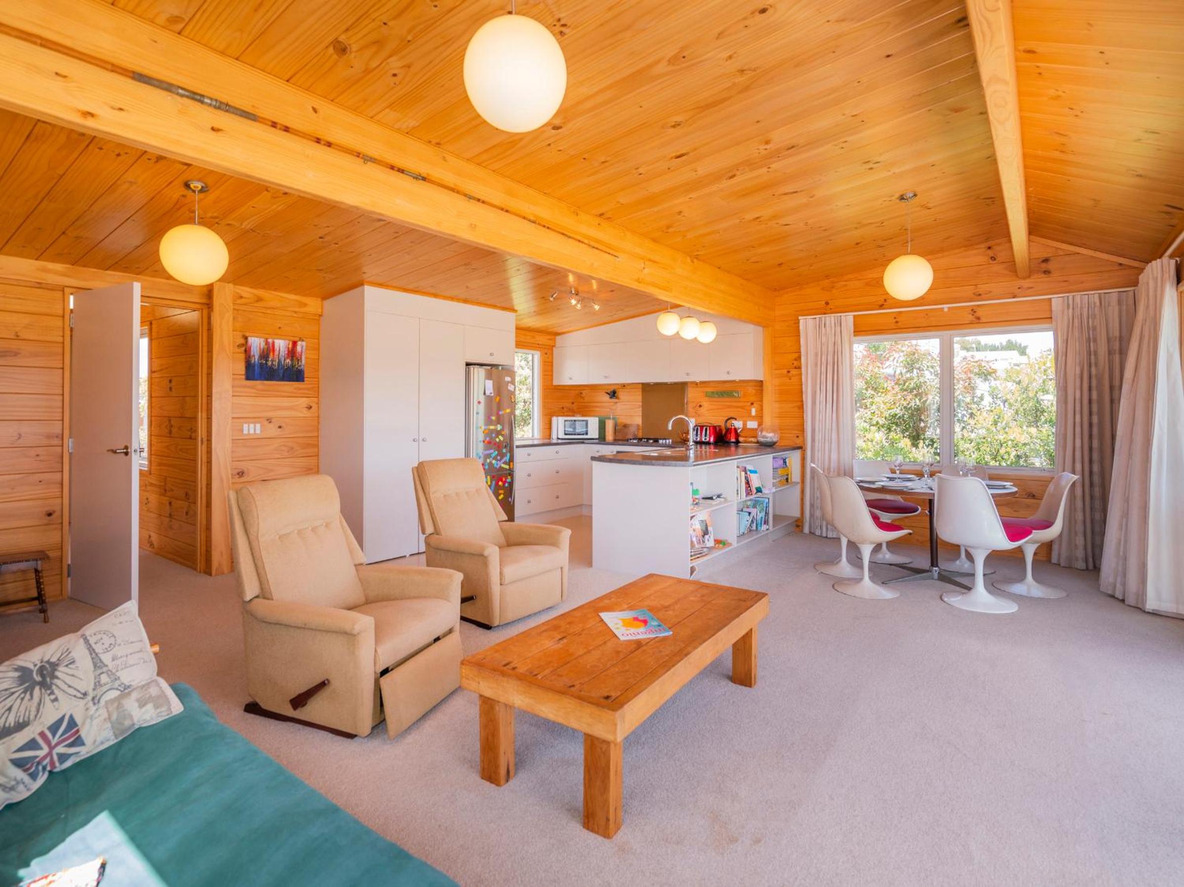 Onemana Lookout - Onemana Holiday Home