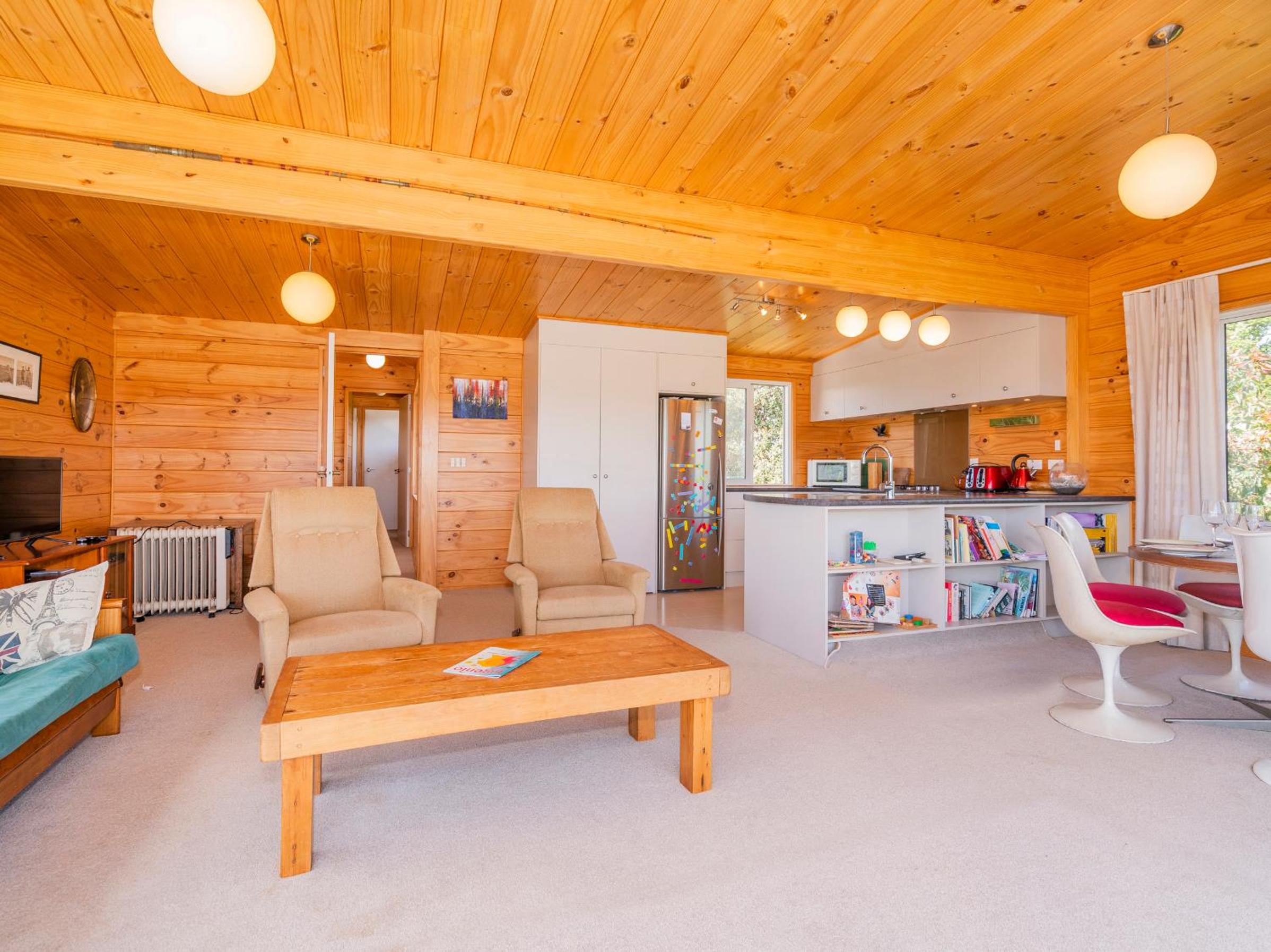 Onemana Lookout - Onemana Holiday Home