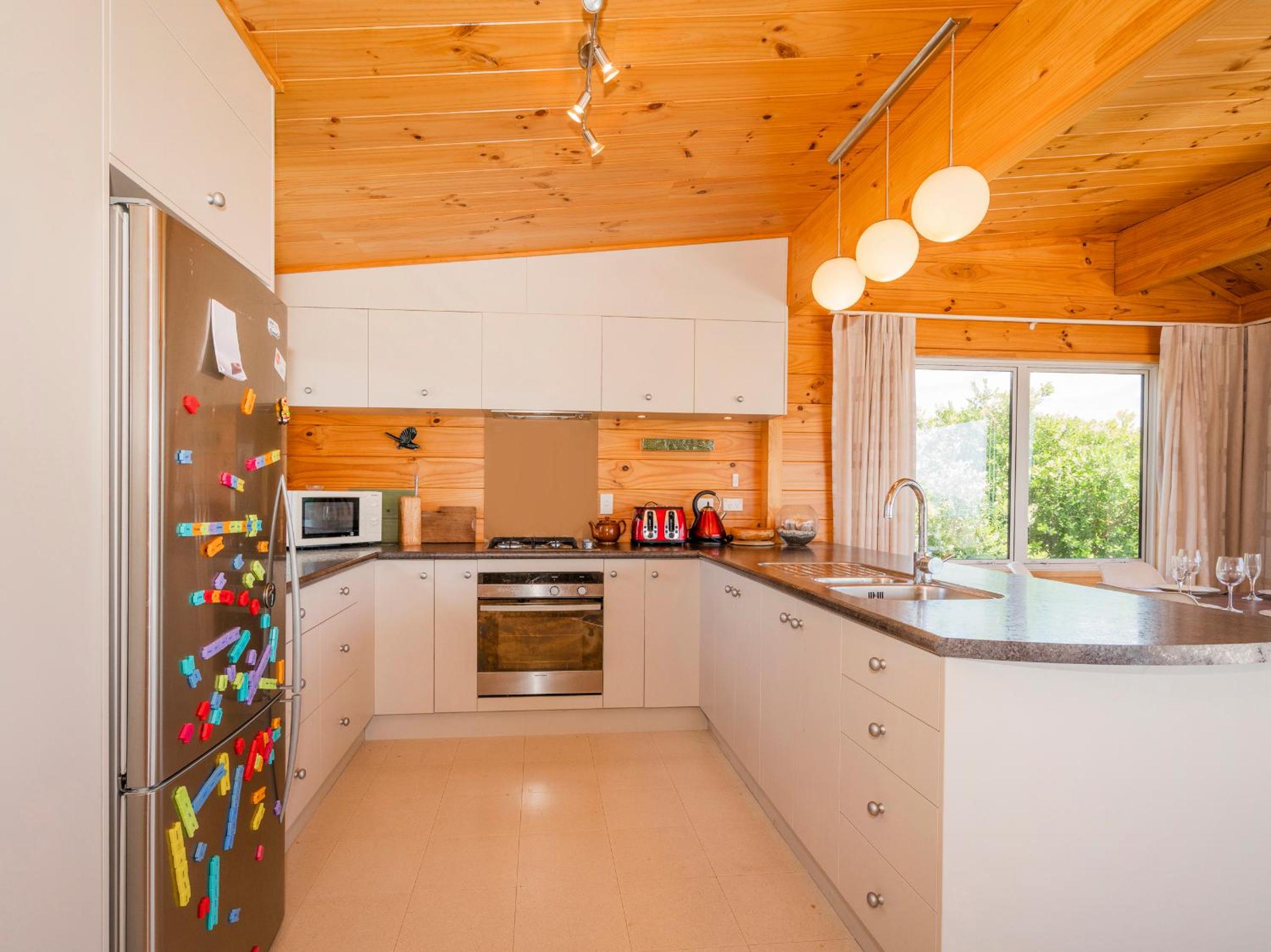 Onemana Lookout - Onemana Holiday Home