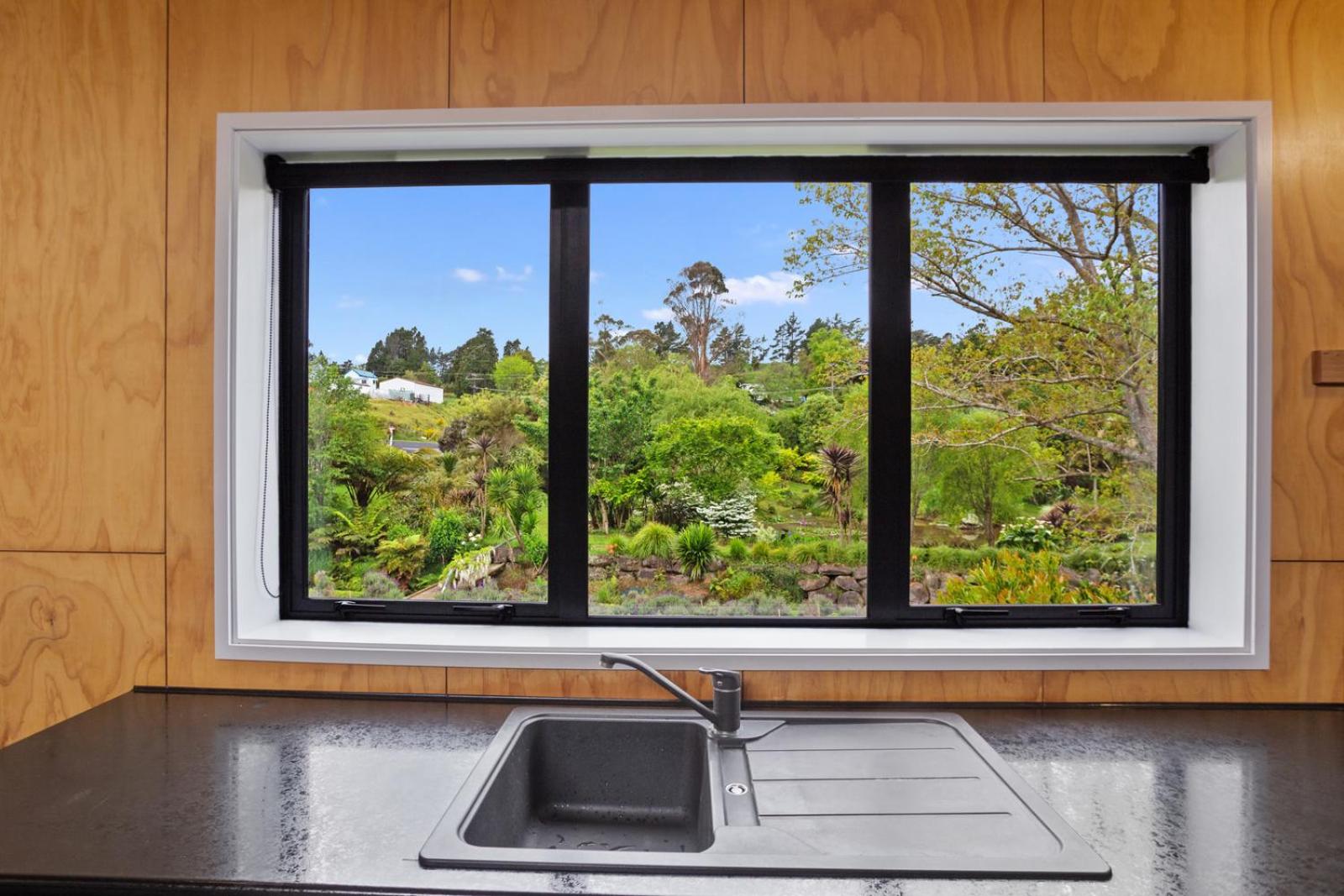 The Barn - Waihi Holiday Home view 3