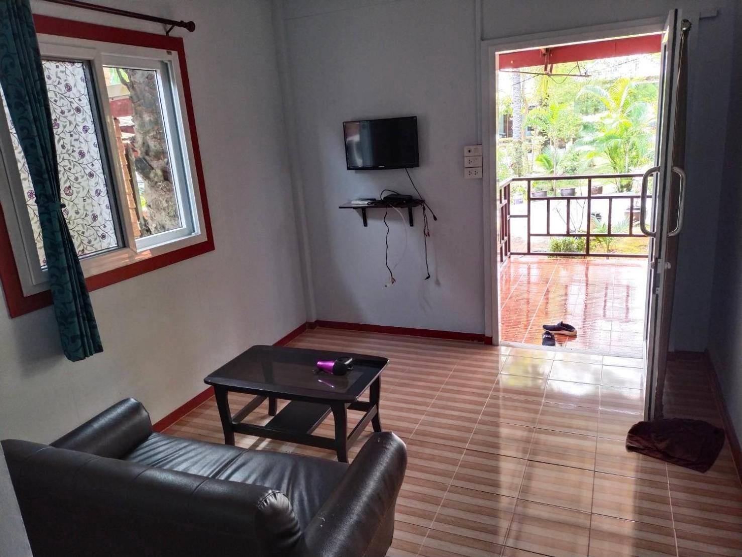 Palmthien Pool Villa Aonang