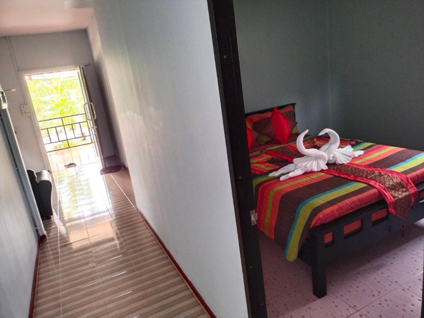 Palmthien Pool Villa Aonang