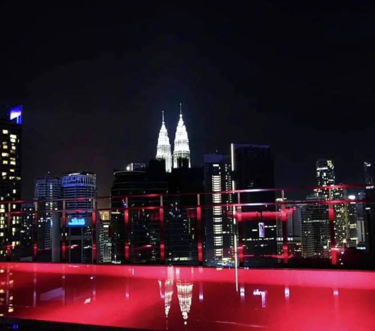ComfyHomes M101 Dang Wangi Pool KLCC View