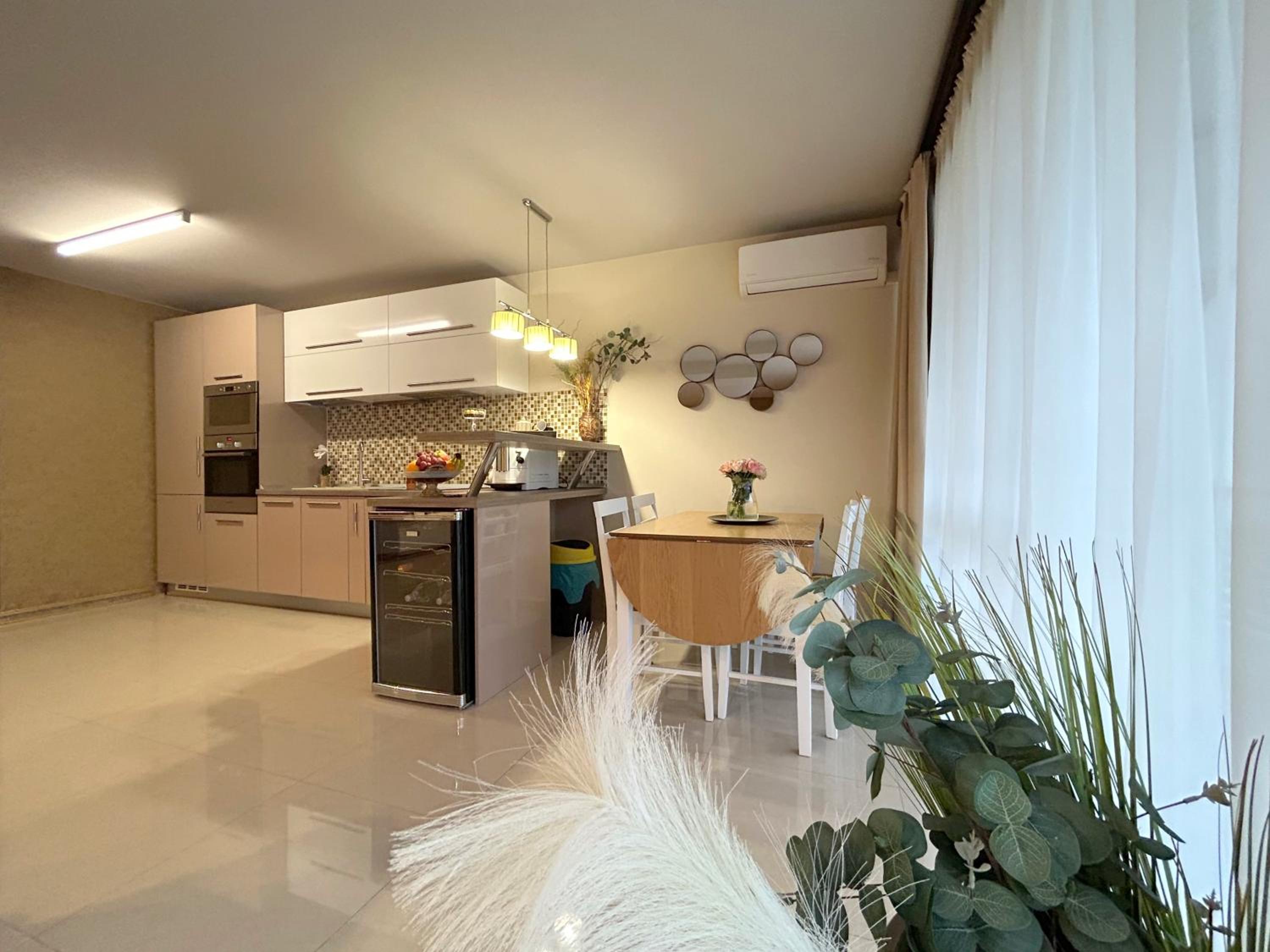 Thea Apartment
