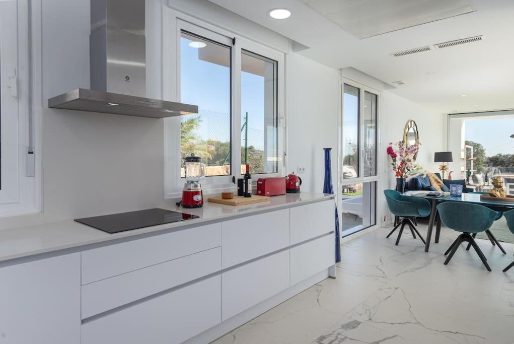 luxurious villa MOGA overlooking the sea and Gibraltar