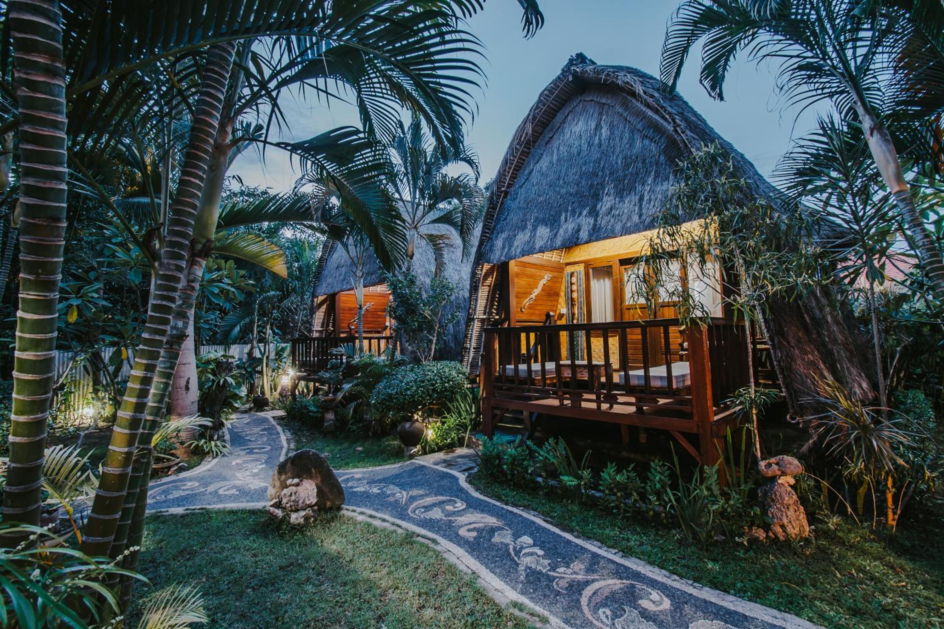 Alam Nusa Bungalow Huts & Spa view 5