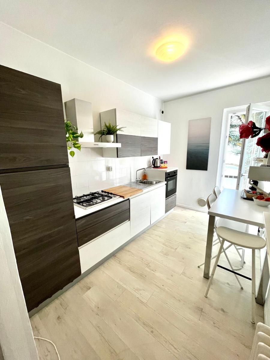 Your Familyapartment in Sirmione view 3
