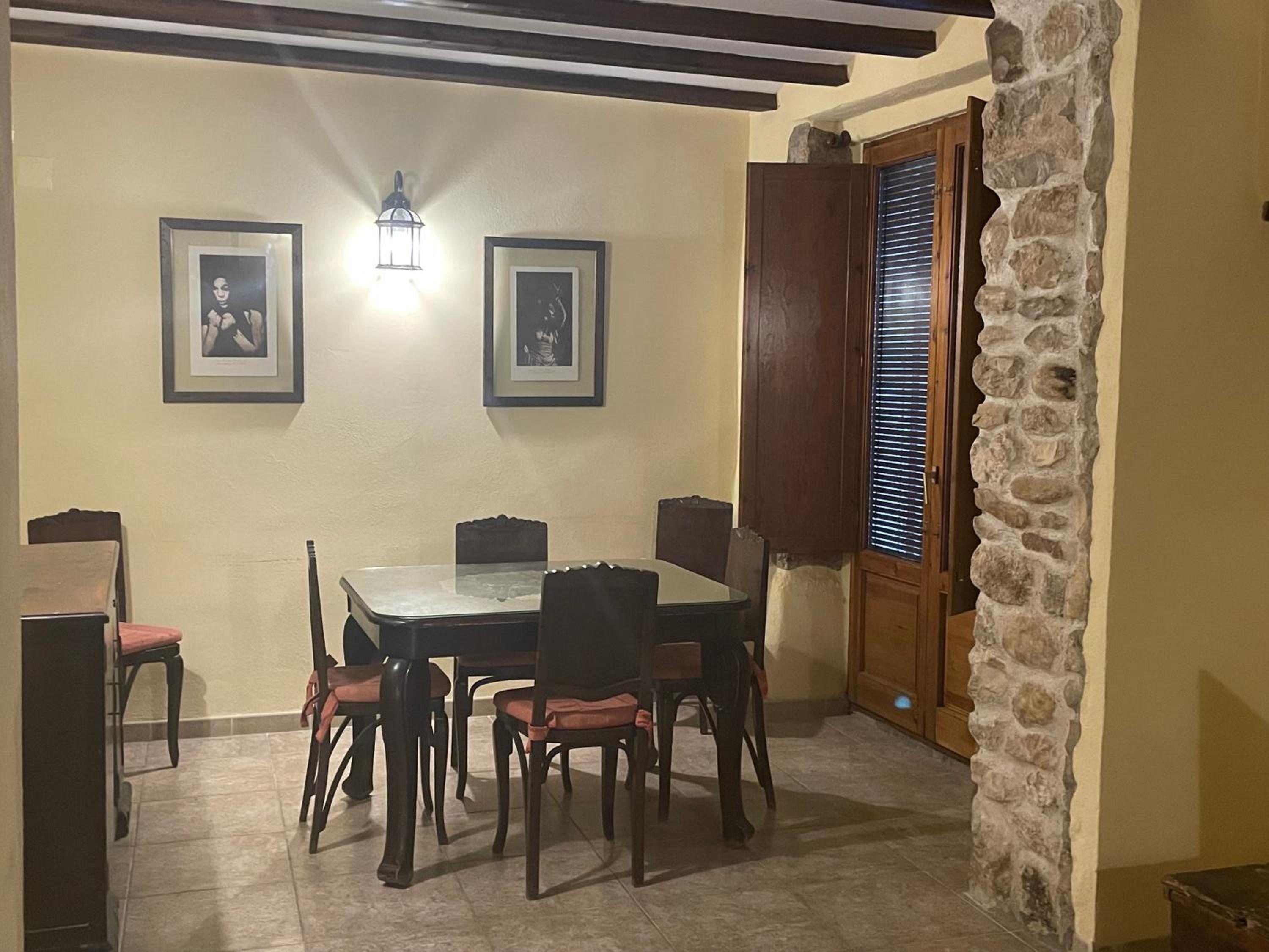 Casa Rural Les Caixes
