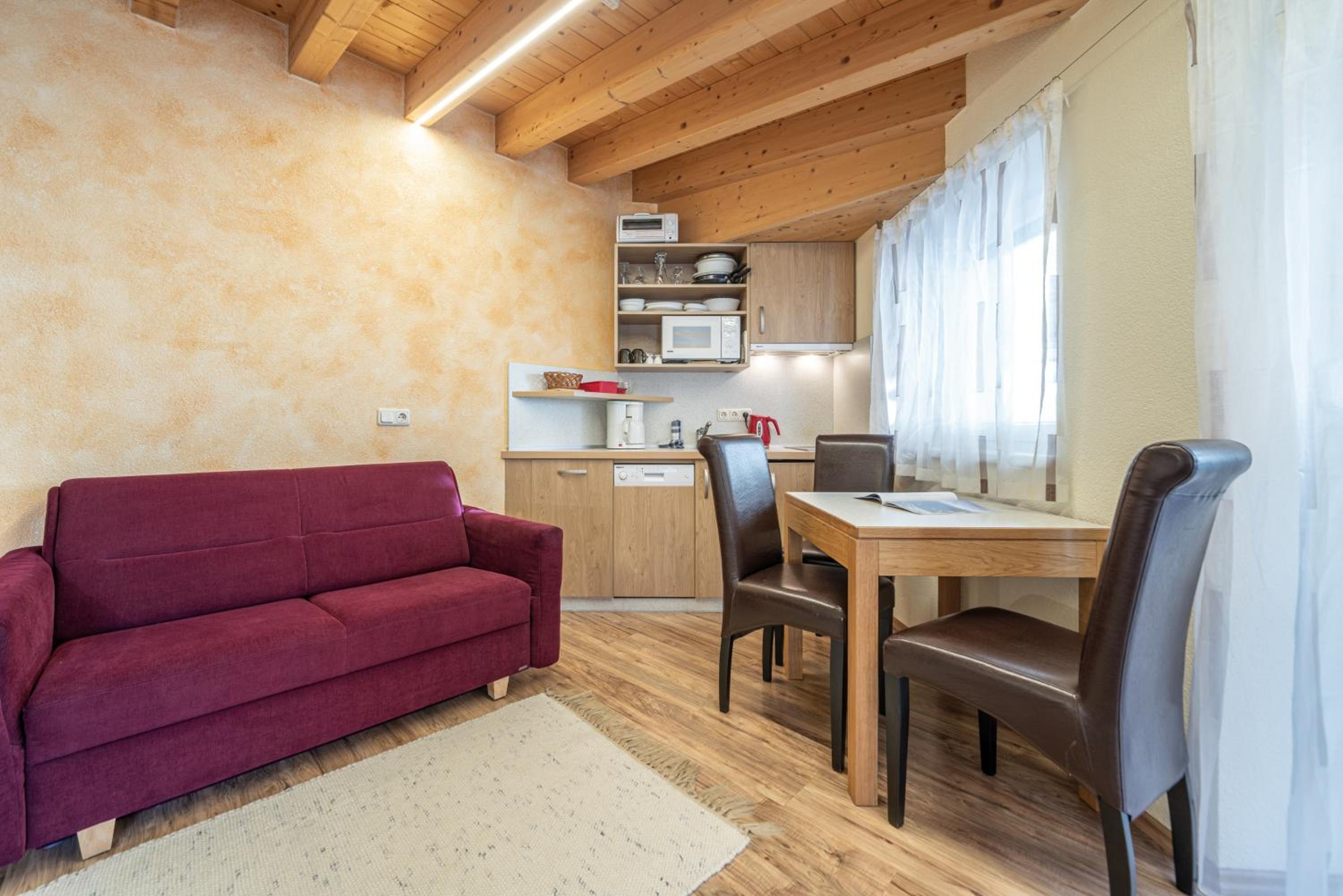 Appartementhaus im Winkel