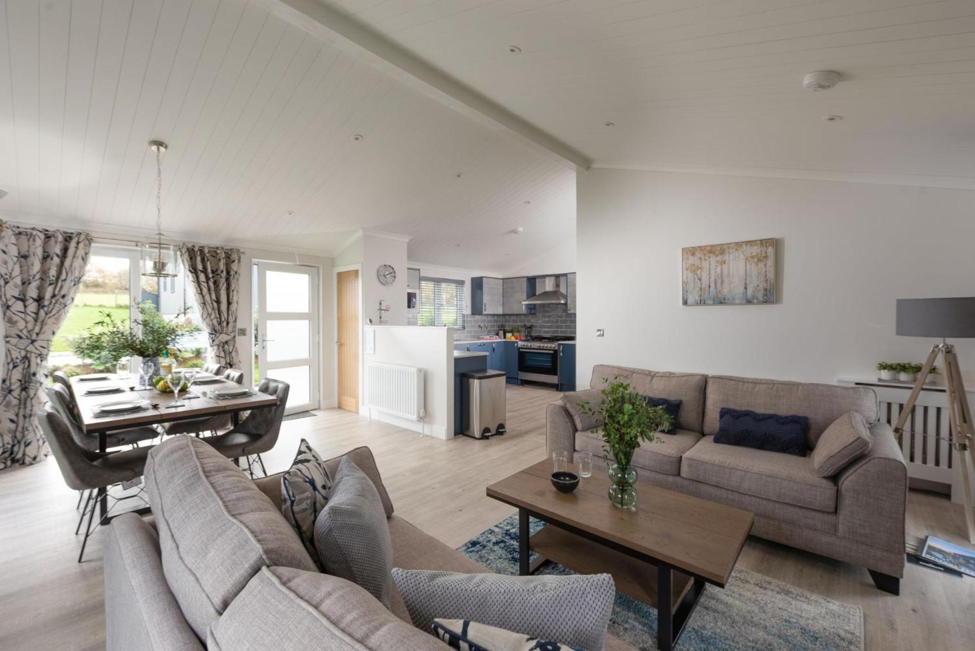 Hazel Lodge, 27 Roadford Lake Lodges view 3
