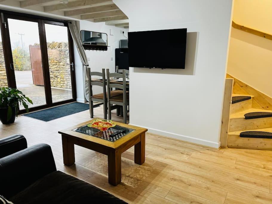 Stable Cottage with pre booked use of Indoor Swimming Pool