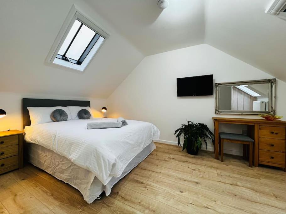 Stable Cottage with pre booked use of Indoor Swimming Pool