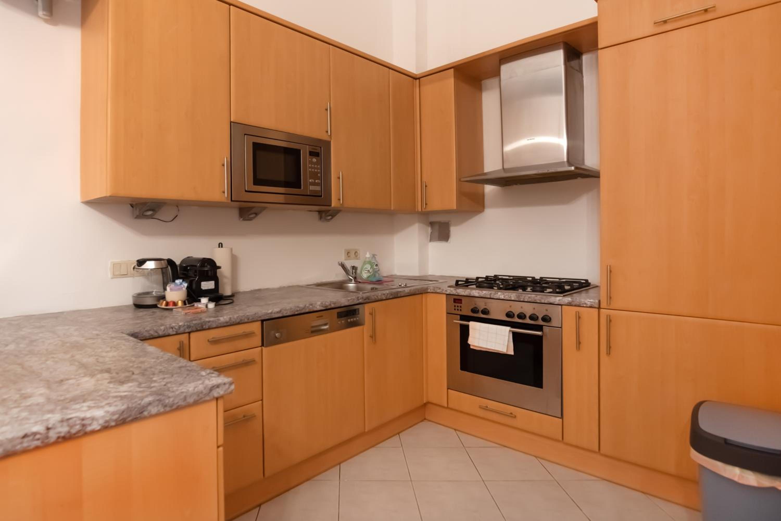 Zentrale Ruhelage im typischen Wiener Altbau