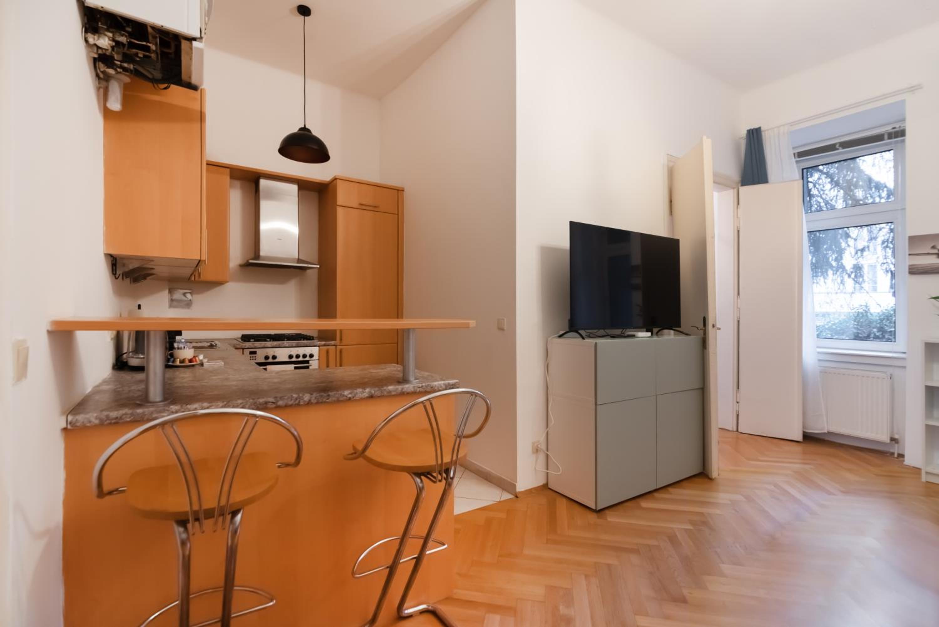 Zentrale Ruhelage im typischen Wiener Altbau