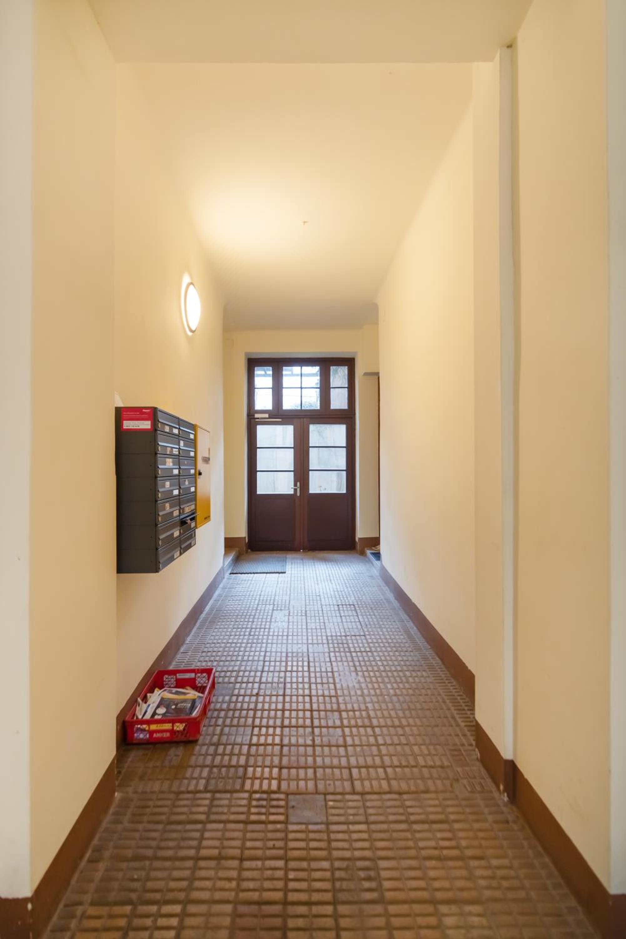Zentrale Ruhelage im typischen Wiener Altbau
