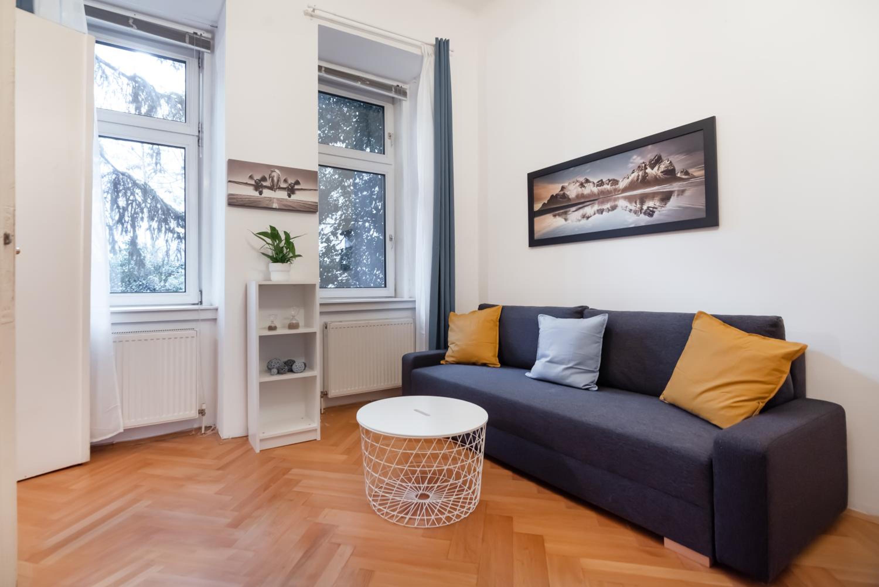 Zentrale Ruhelage im typischen Wiener Altbau