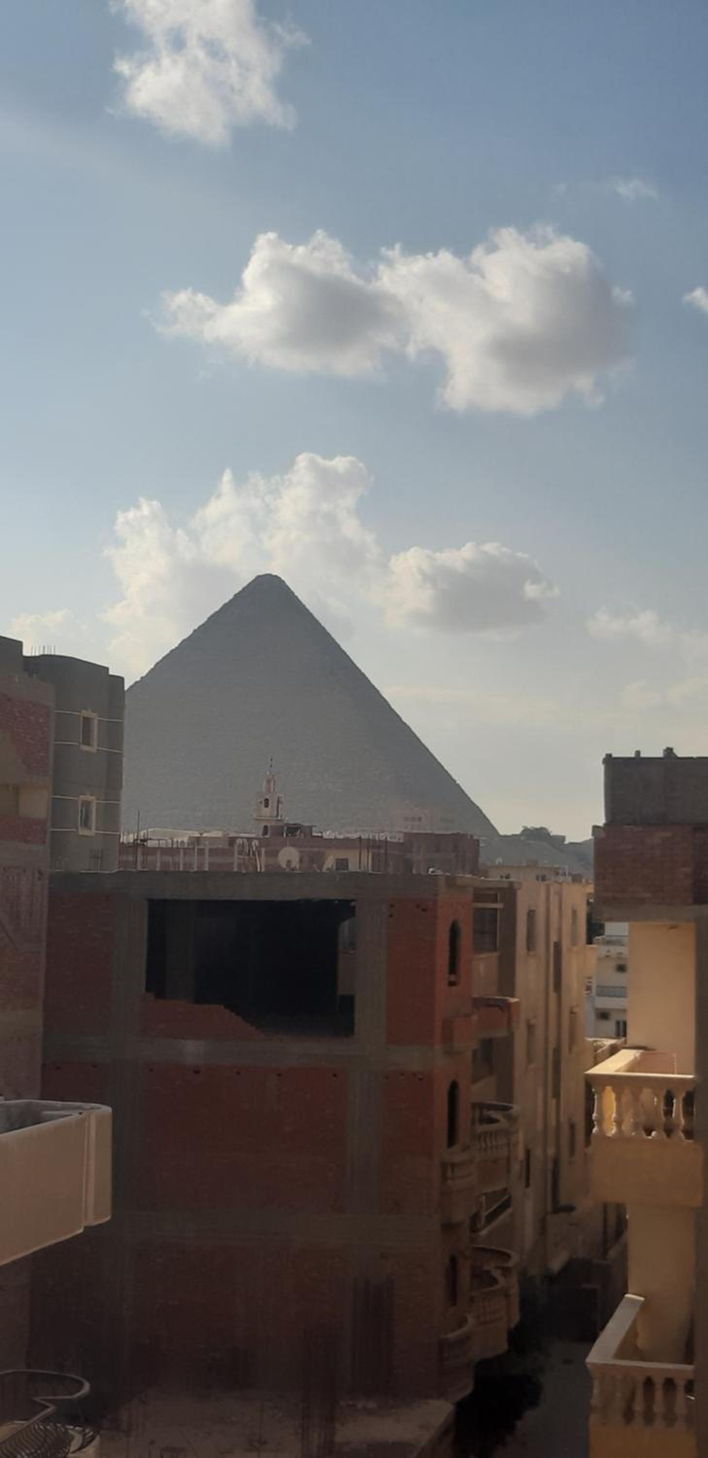 Bella Casa Pyramids Inn