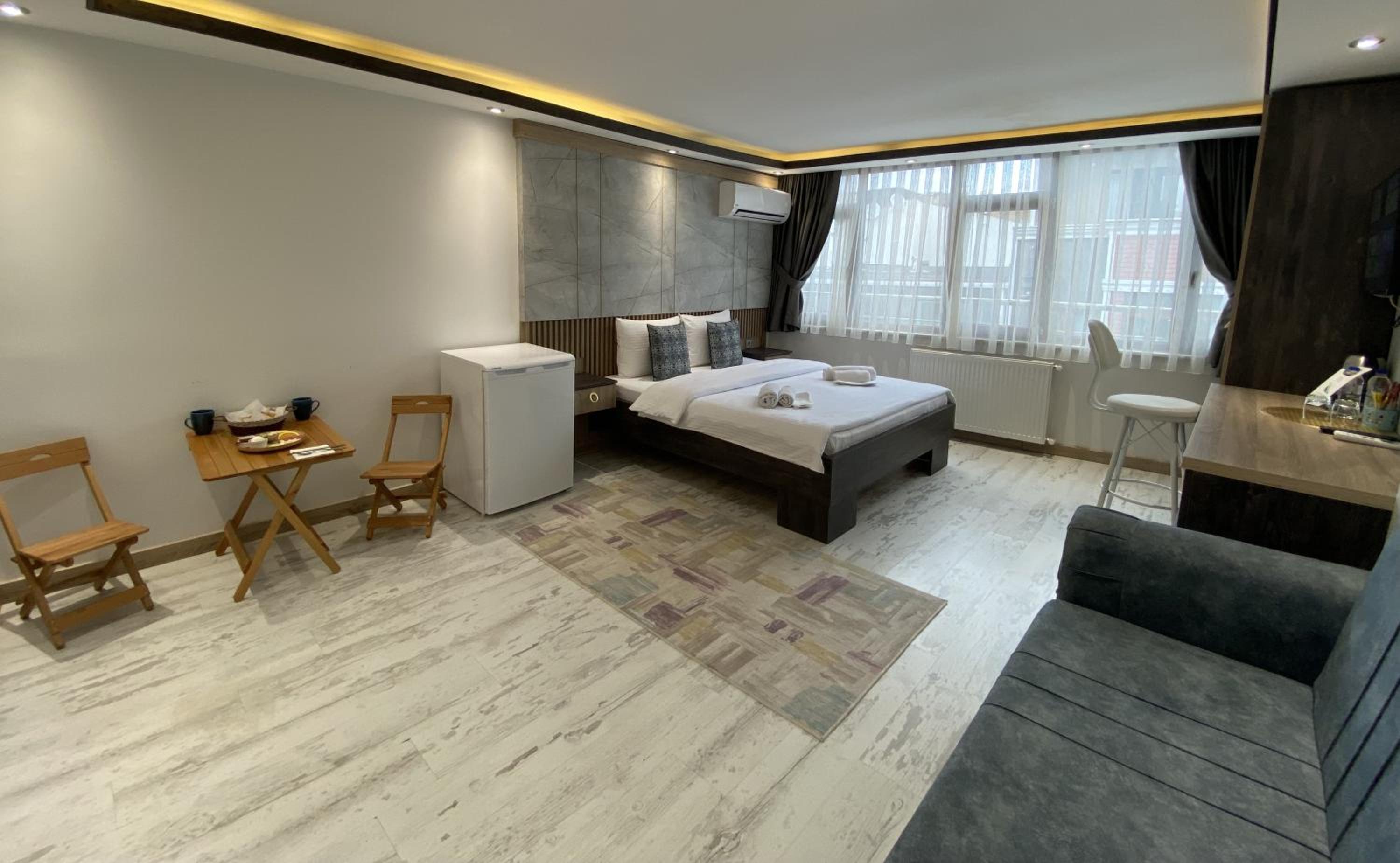 hotel room