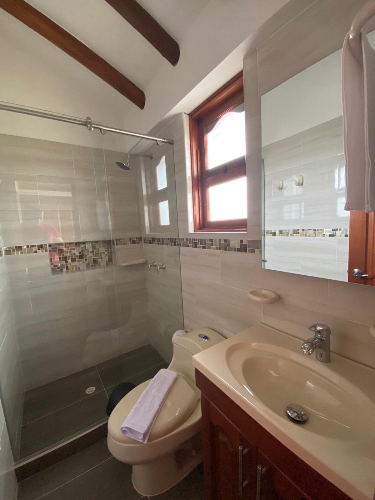 Hotel las Palmas - Image 4