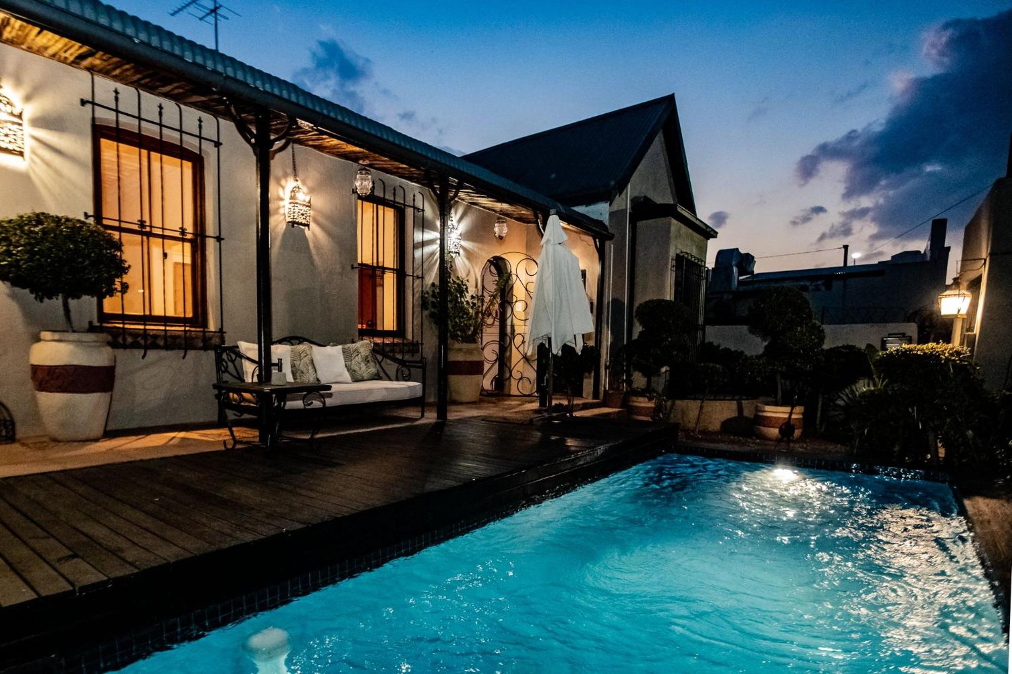 84 on Fourth Guest House