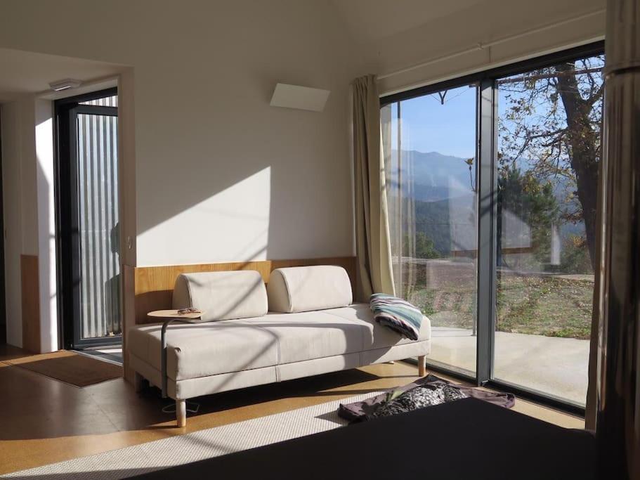 Photo 33