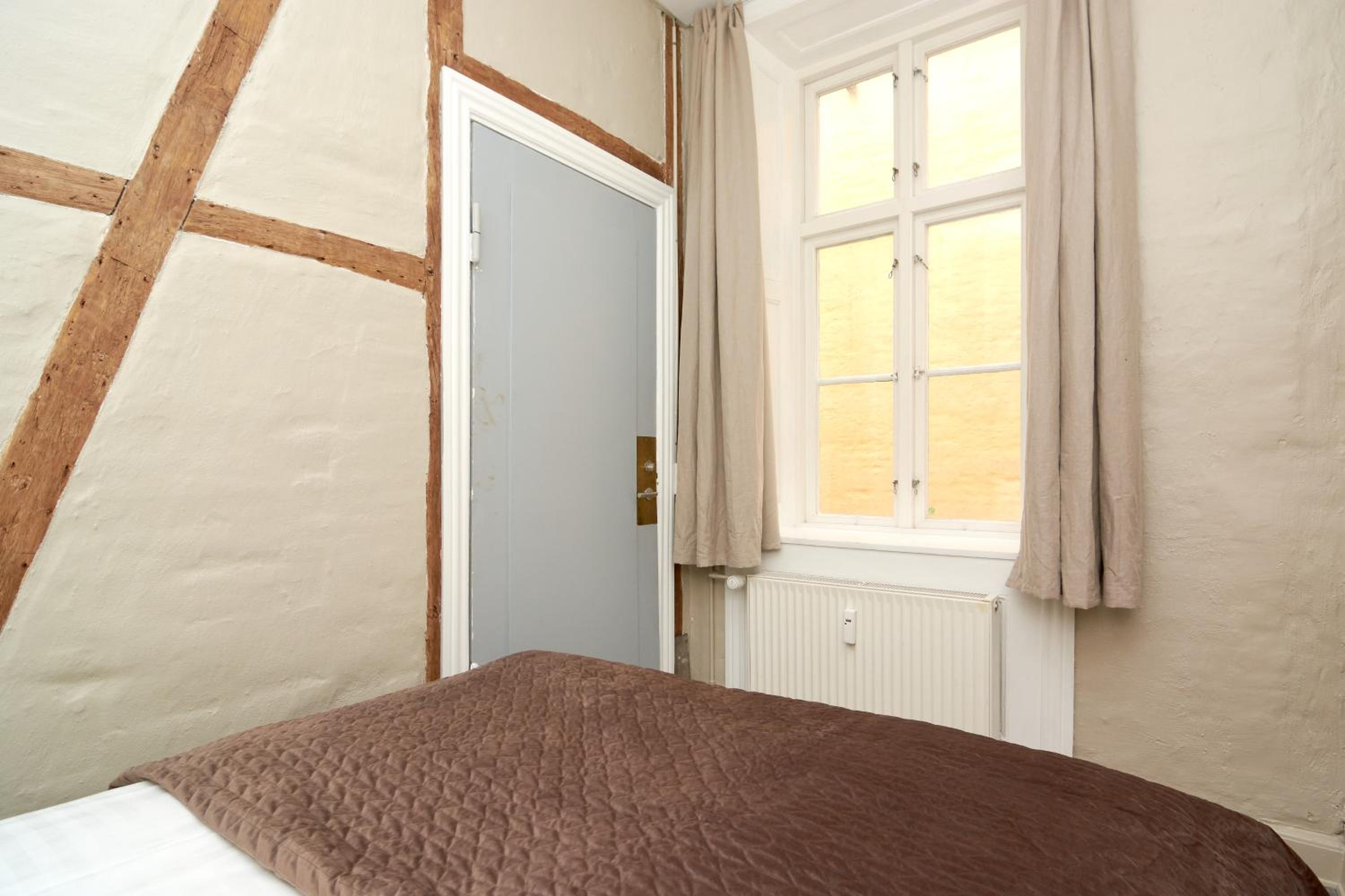 Scandinavian Style 3BR in Copenhagen City Centre