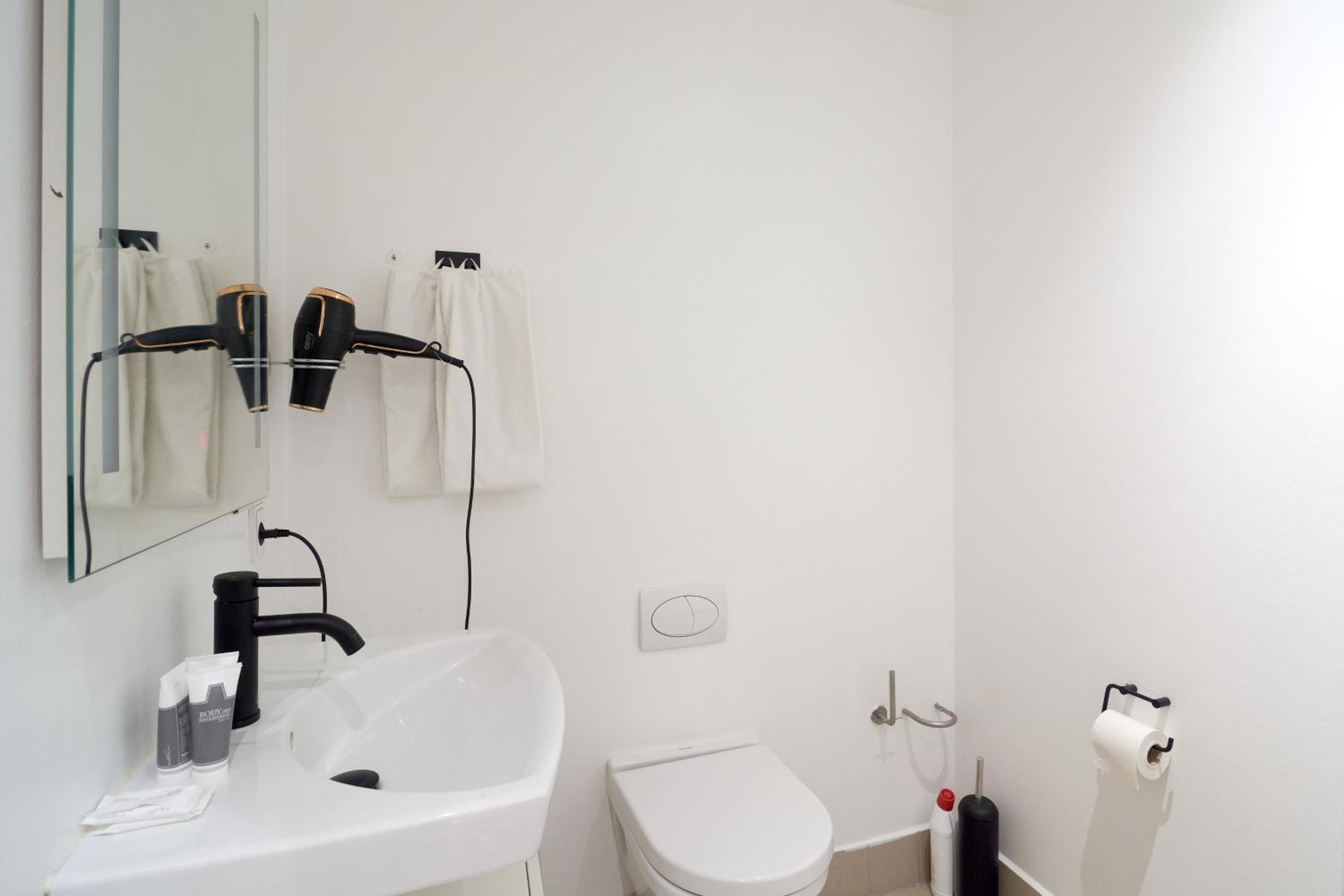 Scandinavian Style 3BR in Copenhagen City Centre