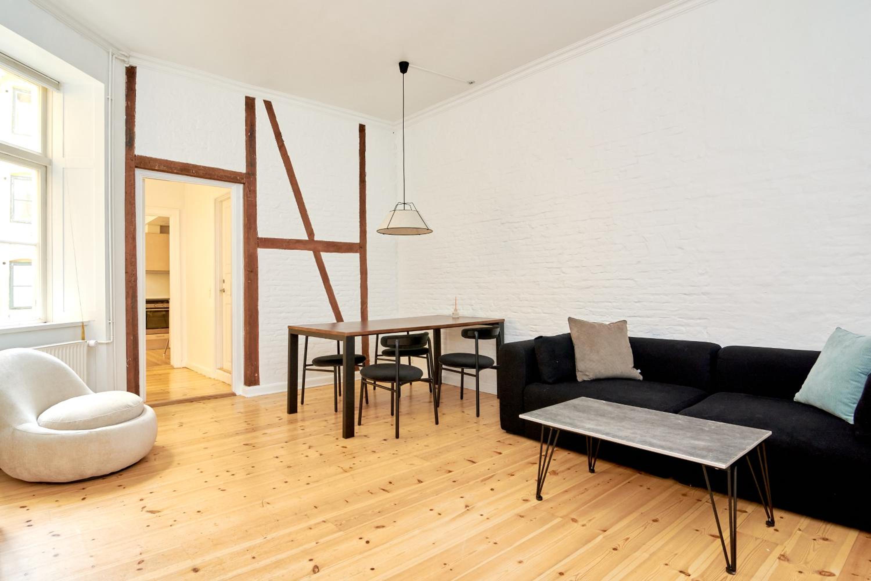 Scandinavian Style 3BR in Copenhagen City Centre