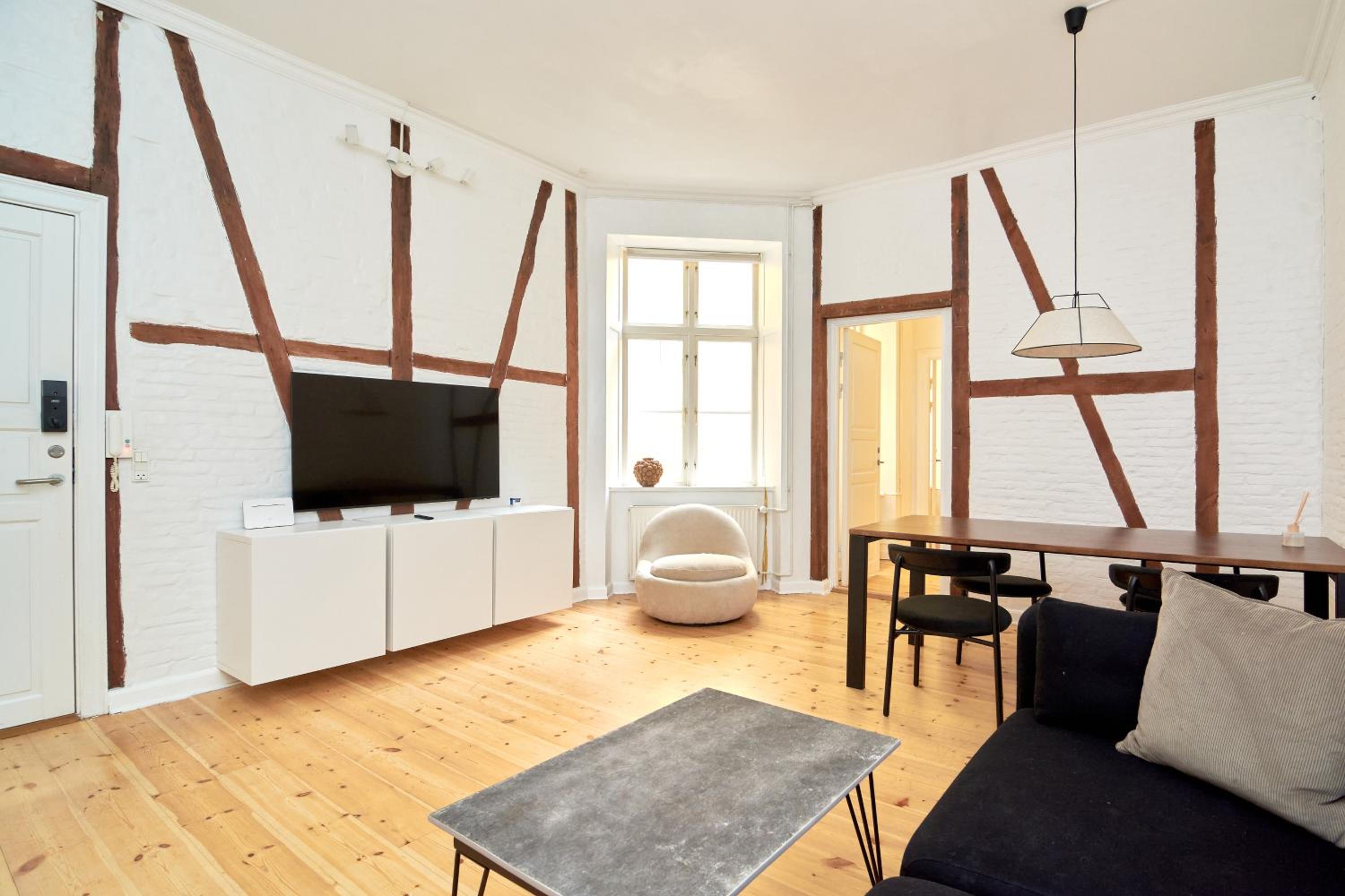 Scandinavian Style 3BR in Copenhagen City Centre