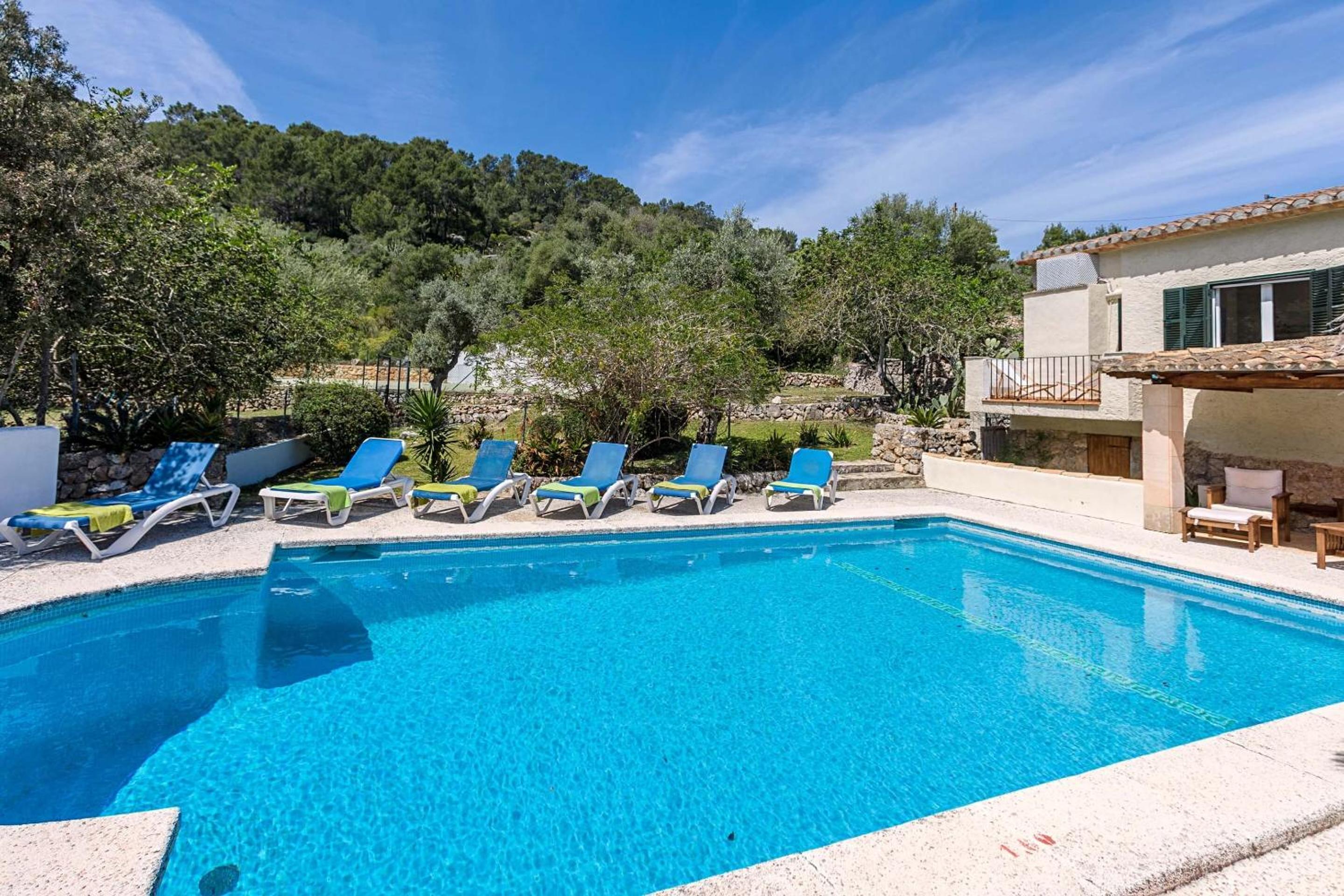 Charming Pollensa Villa Beautiful Views Of the Tramuntana Mountains La Coma 4 Bedrooms Pollensa