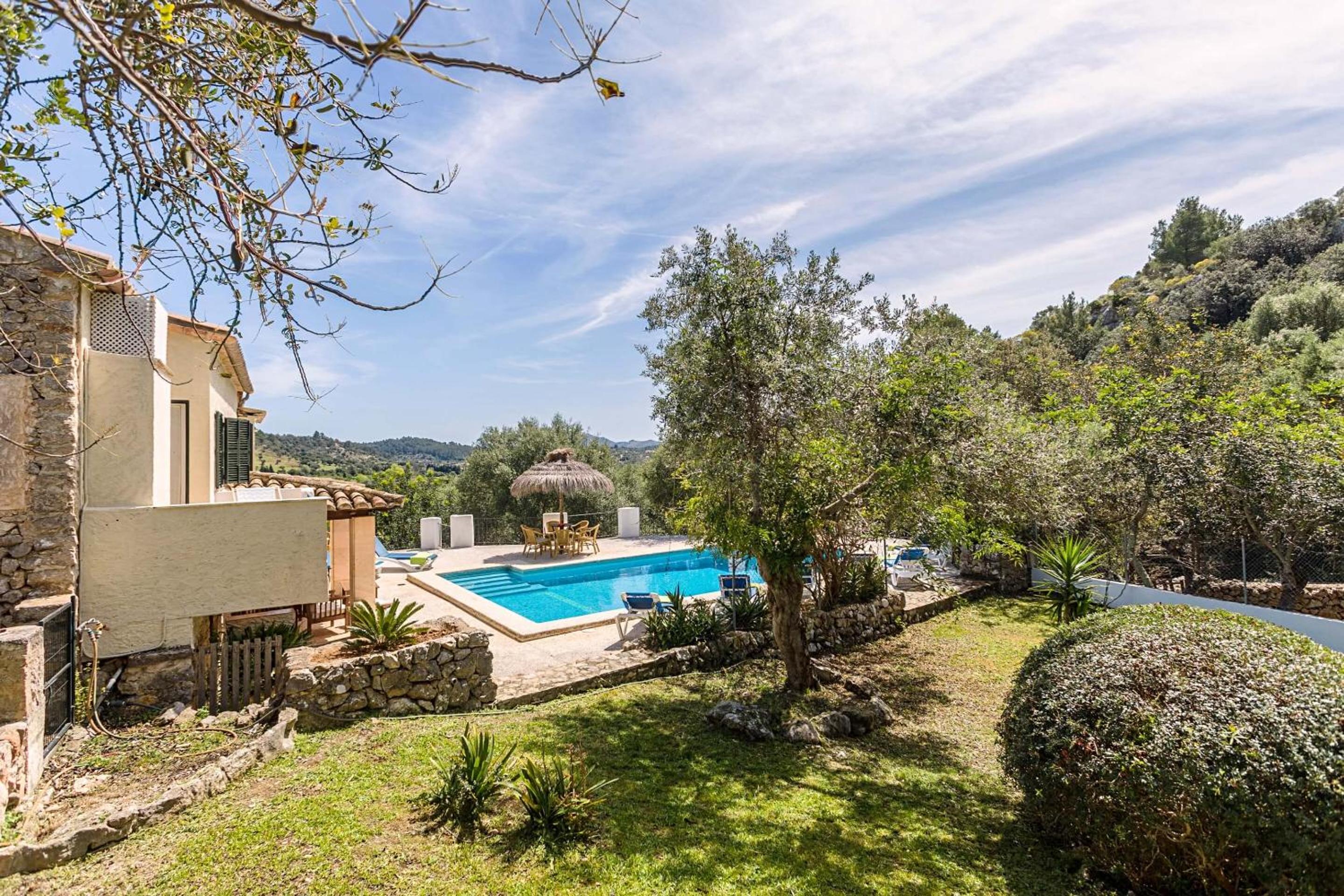Charming Pollensa Villa Beautiful Views Of the Tramuntana Mountains La Coma 4 Bedrooms Pollensa