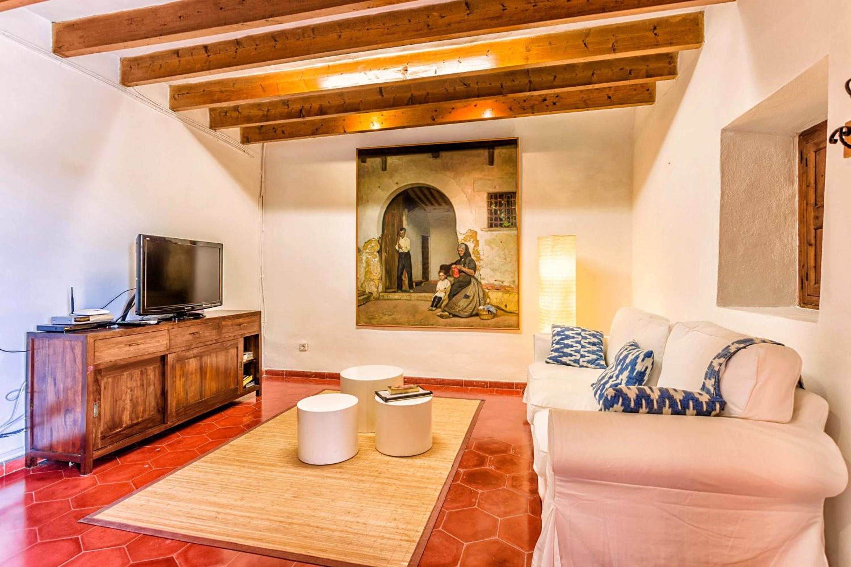 Charming Pollensa Villa Beautiful Views Of the Tramuntana Mountains La Coma 4 Bedrooms Pollensa
