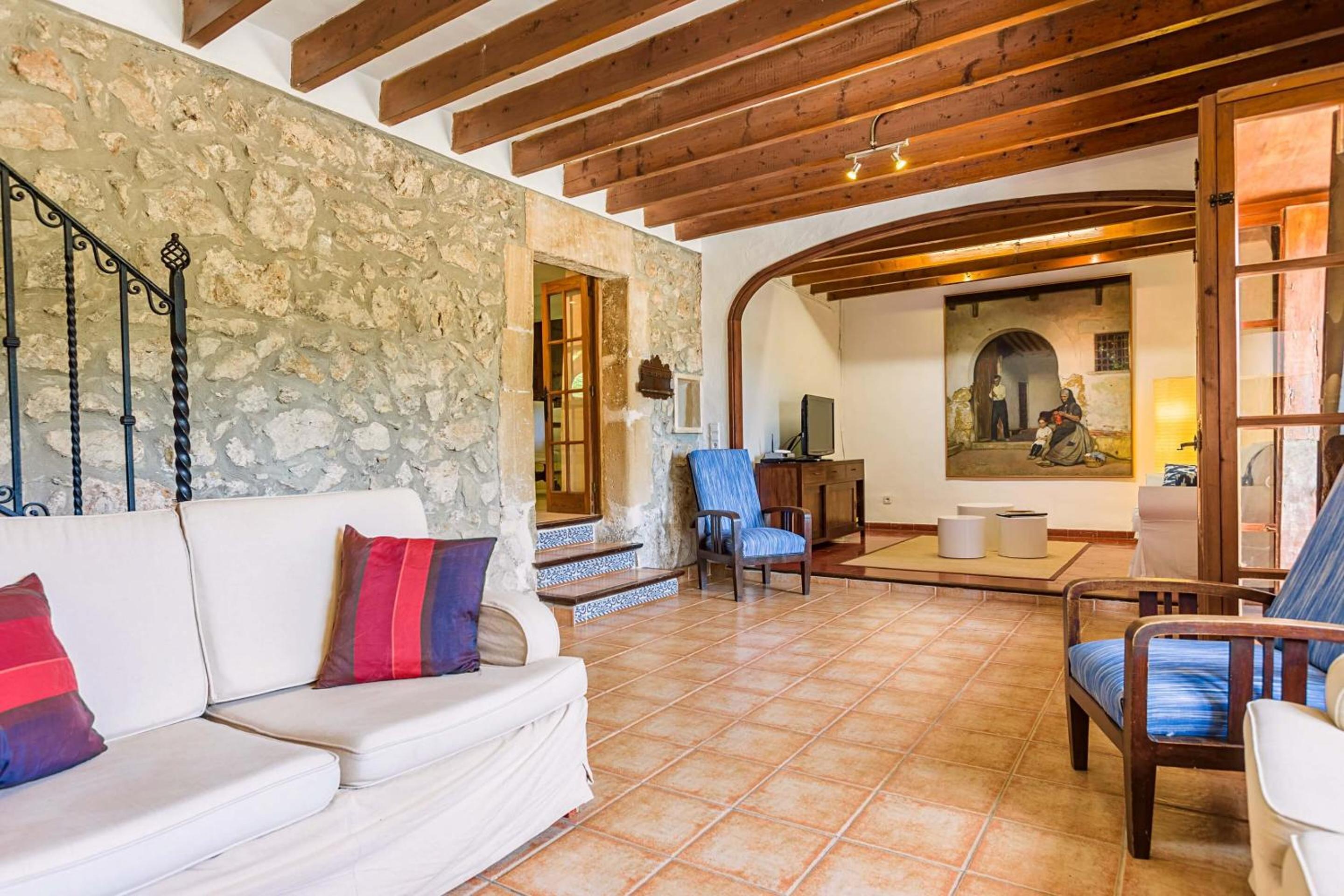 Charming Pollensa Villa Beautiful Views Of the Tramuntana Mountains La Coma 4 Bedrooms Pollensa