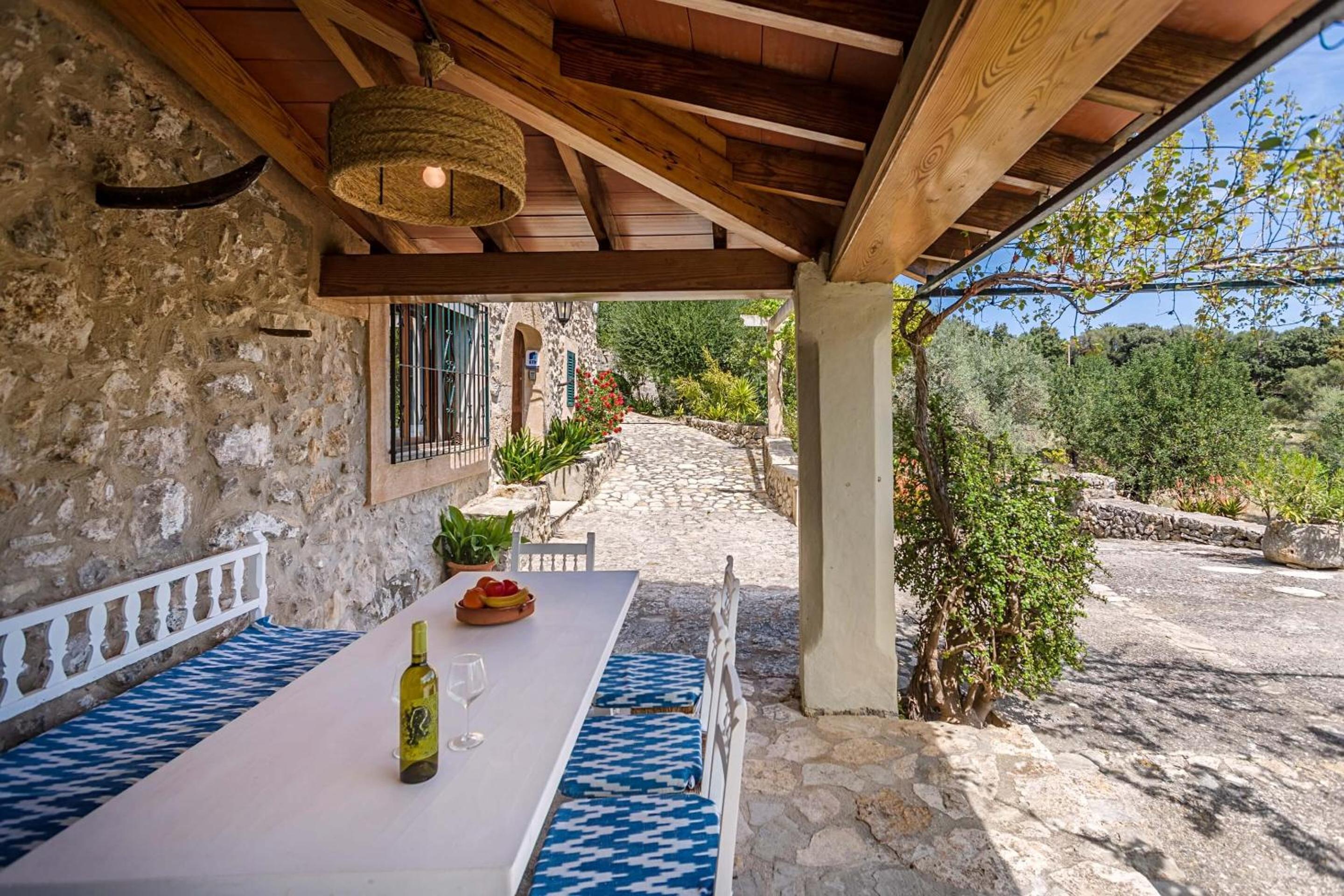 Charming Pollensa Villa Beautiful Views Of the Tramuntana Mountains La Coma 4 Bedrooms Pollensa