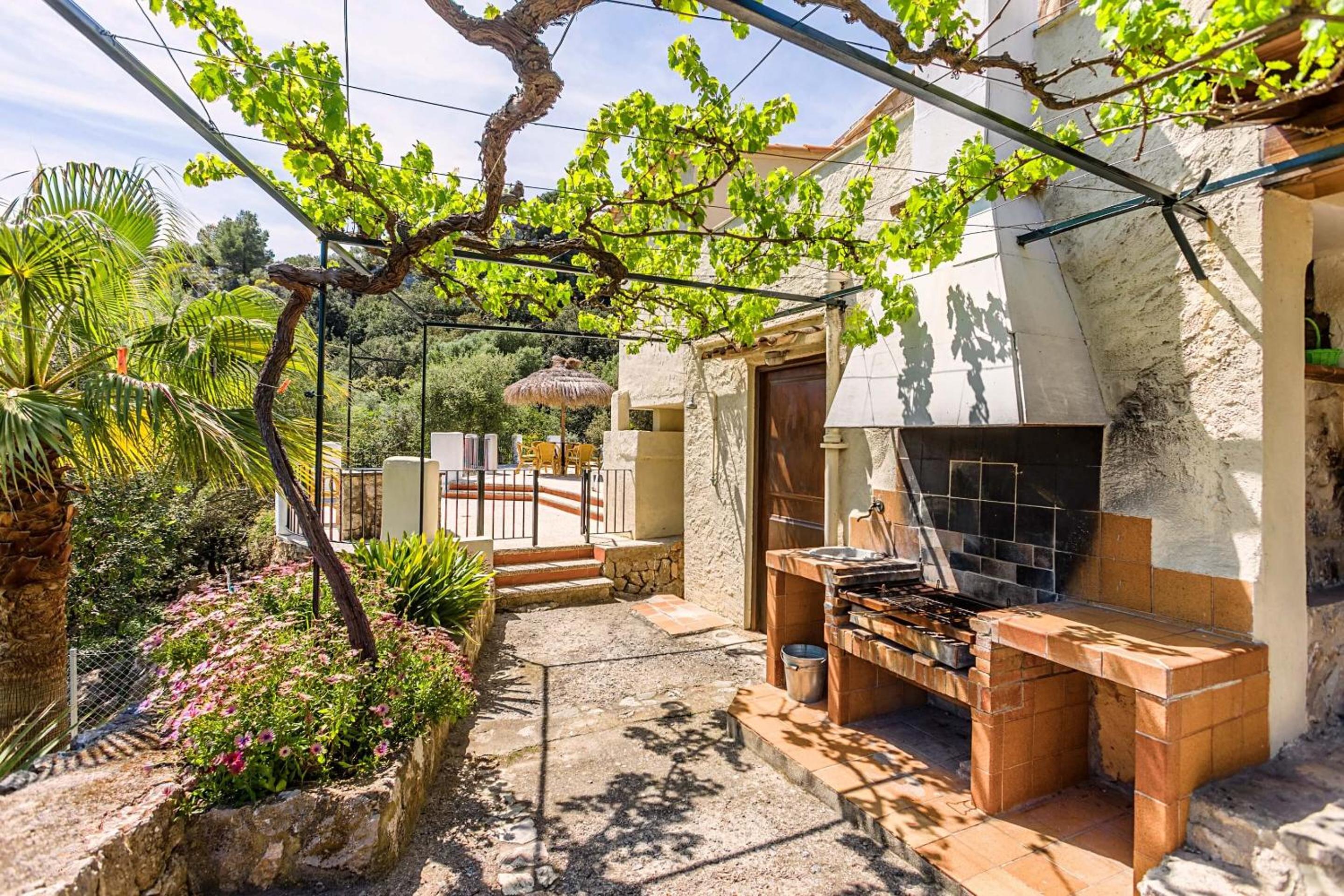 Charming Pollensa Villa Beautiful Views Of the Tramuntana Mountains La Coma 4 Bedrooms Pollensa