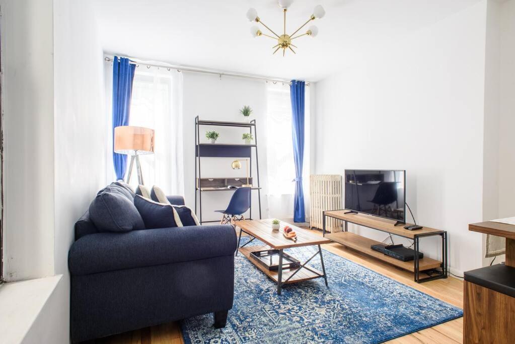 428-3R Spacious Prime Midtown 2BR Newly furnished