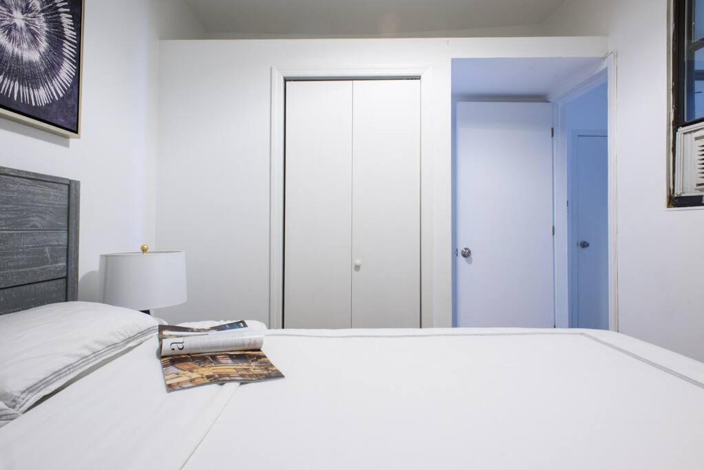 428-3R Spacious Prime Midtown 2BR Newly furnished