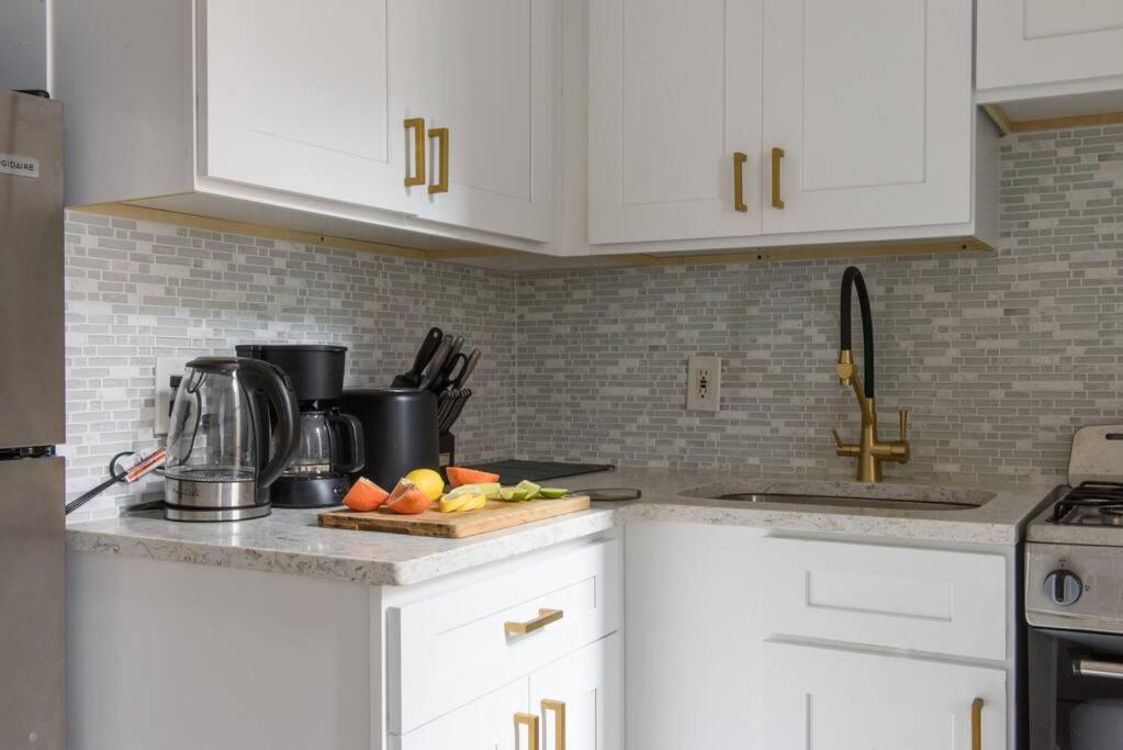428-3R Spacious Prime Midtown 2BR Newly furnished