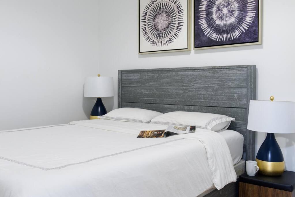 428-3R Spacious Prime Midtown 2BR Newly furnished