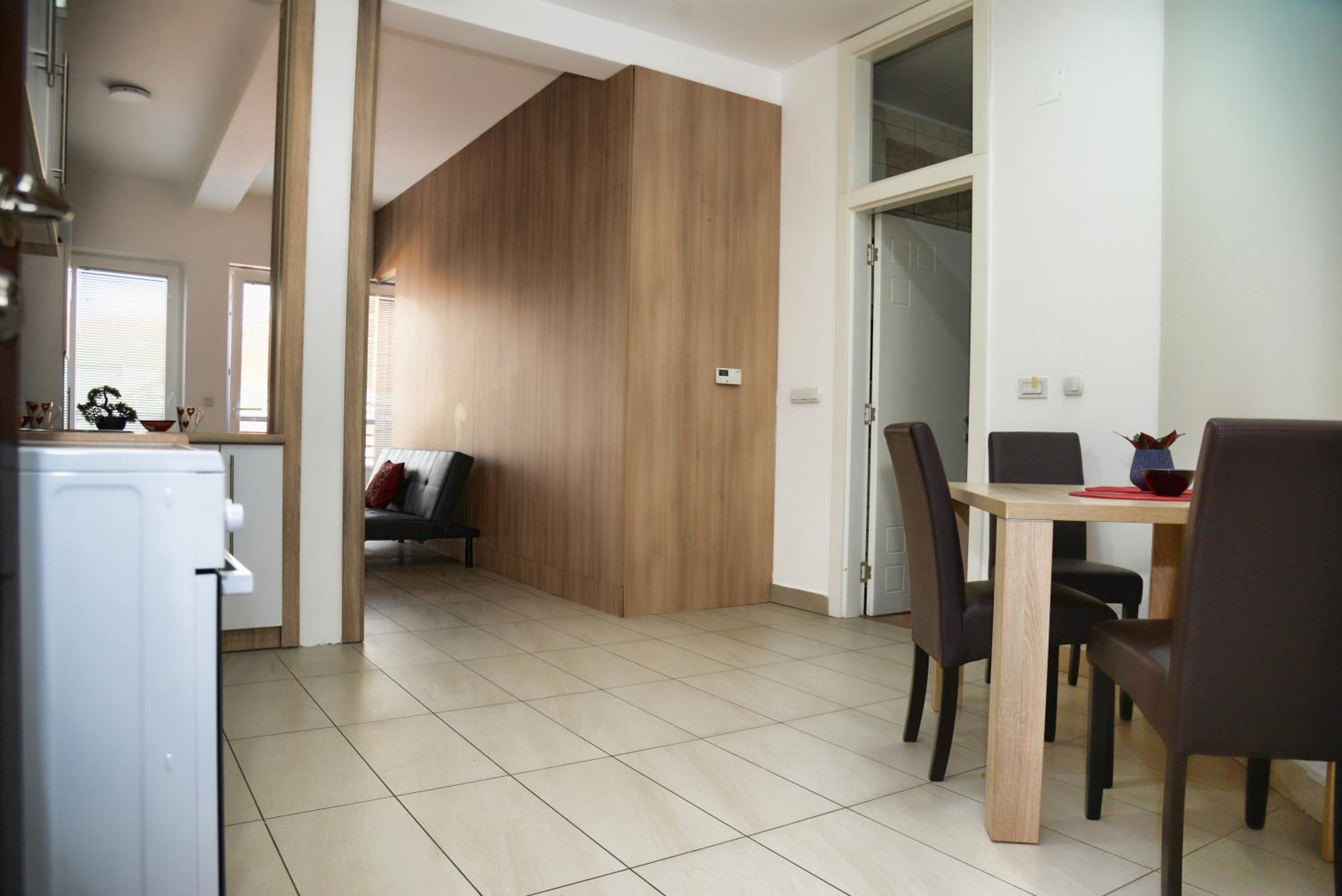 Gold Studio Apartmani view 2