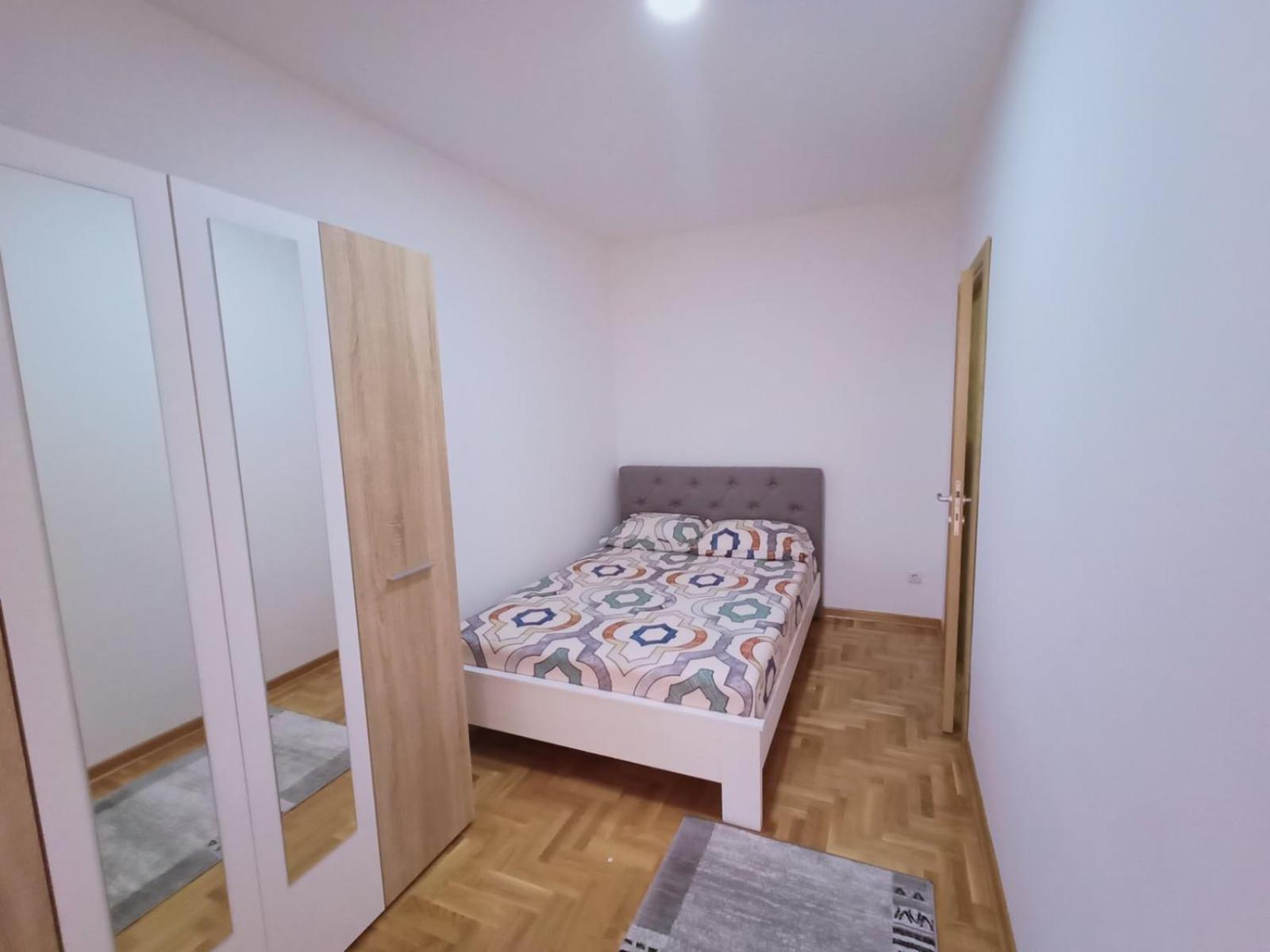 Apartman Ledine view 2