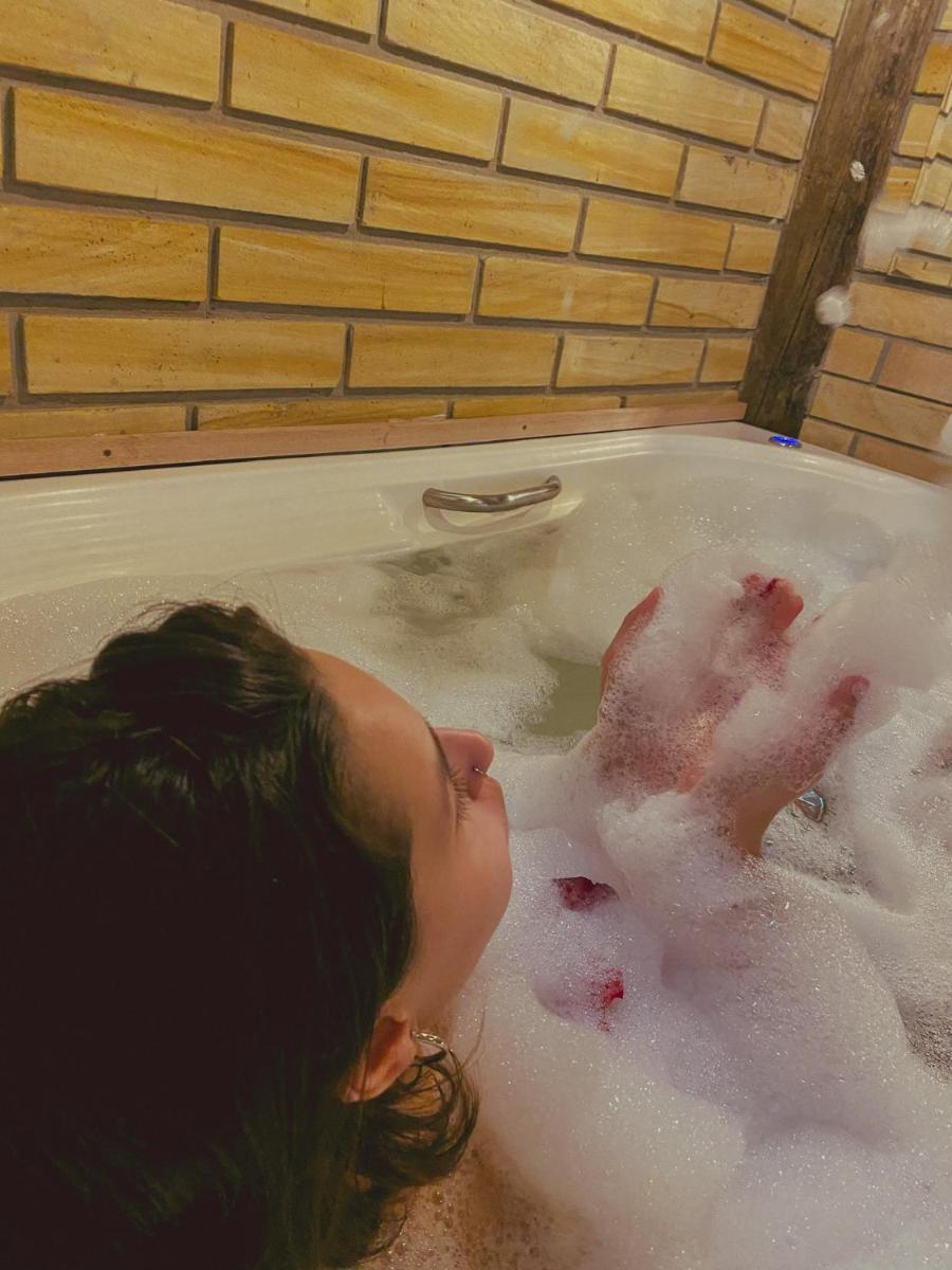 Jacuzzi