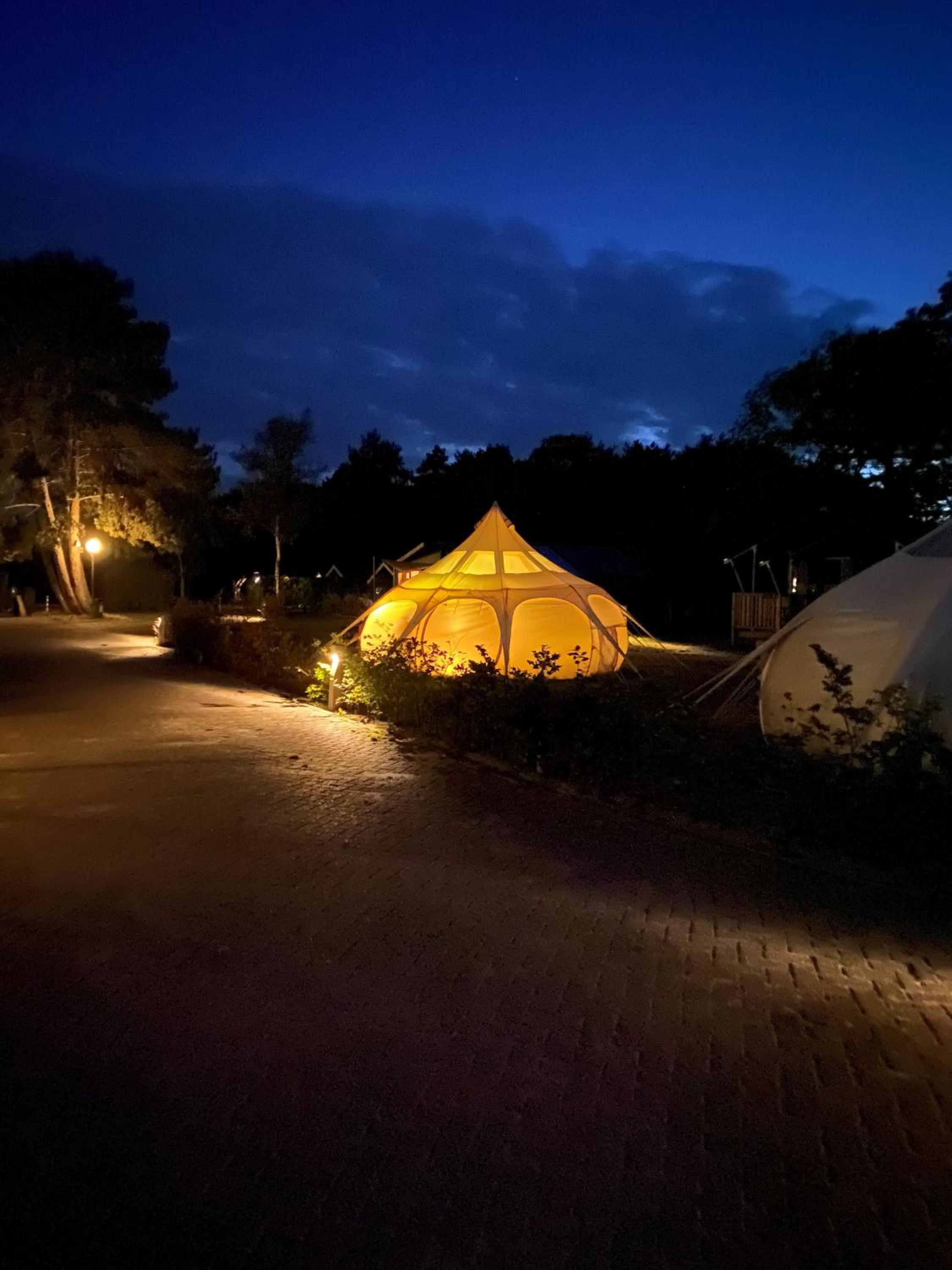 Stargazer Tent met sterrenuitzicht view 3