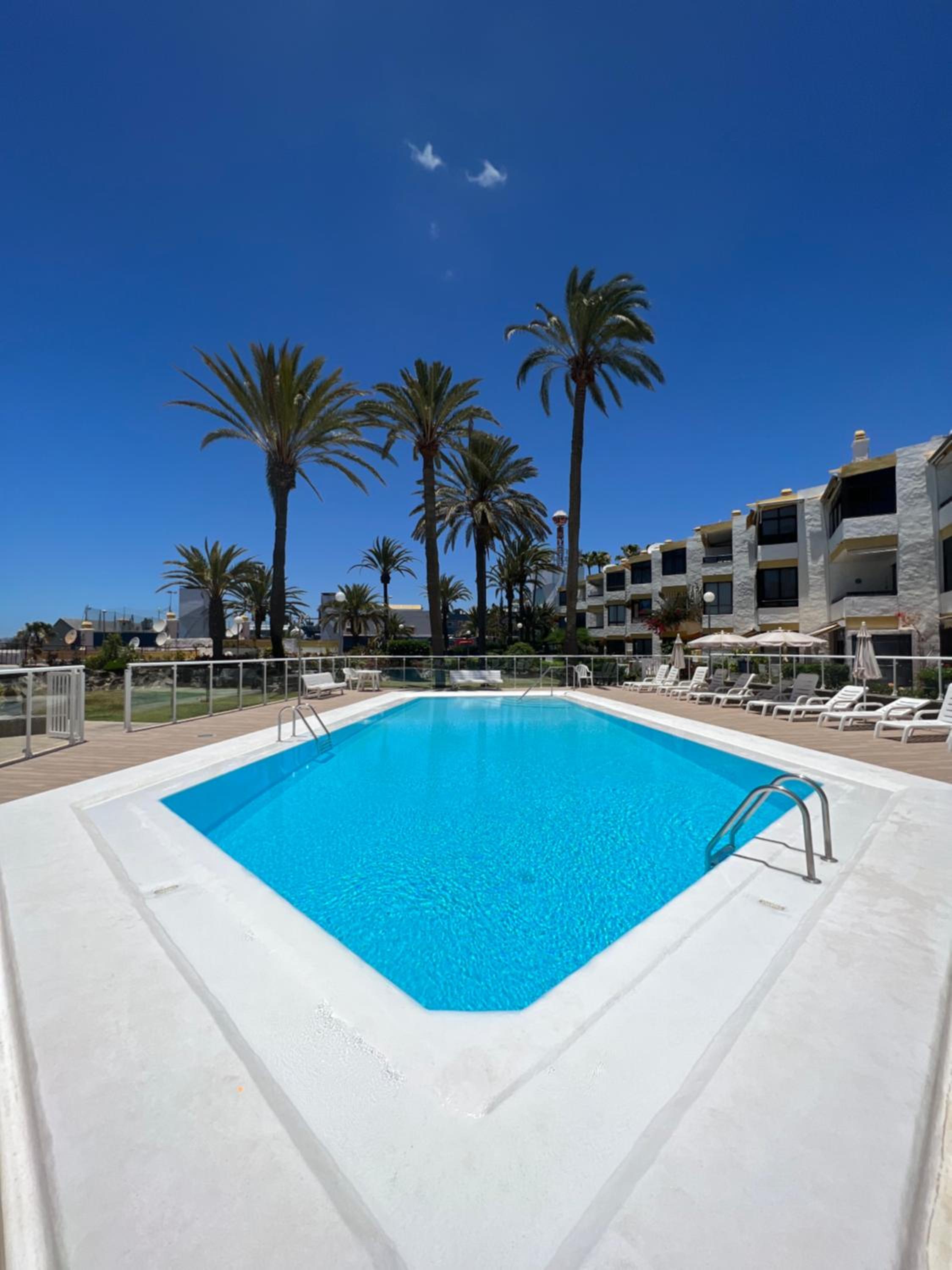 San Agustin apartments , close to the BEACH, with pool! photo 2
