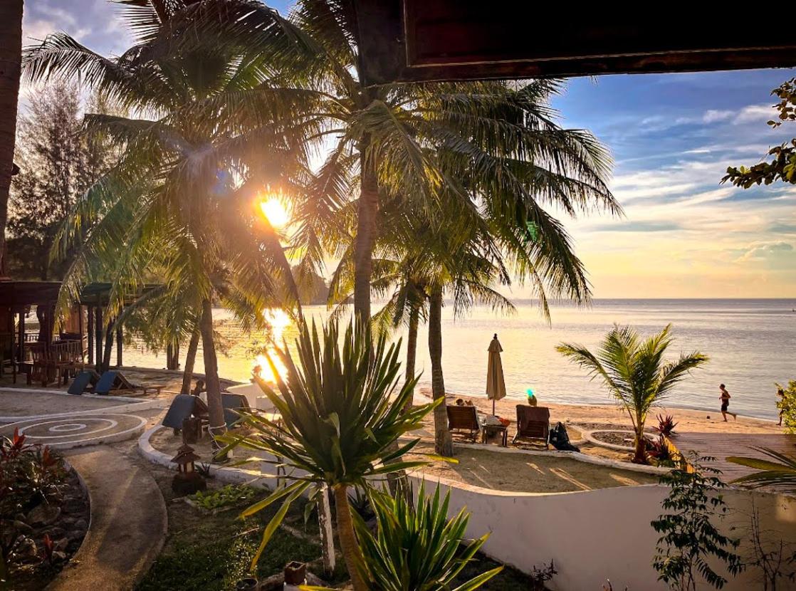 Green Papaya Beach Resort, Koh Phangan